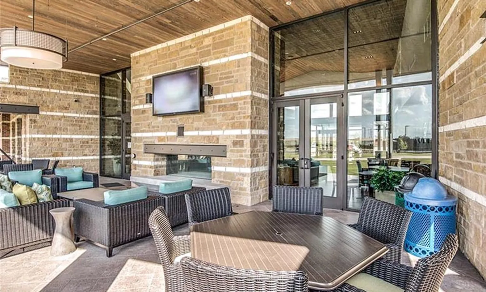 Outdoor Lounge