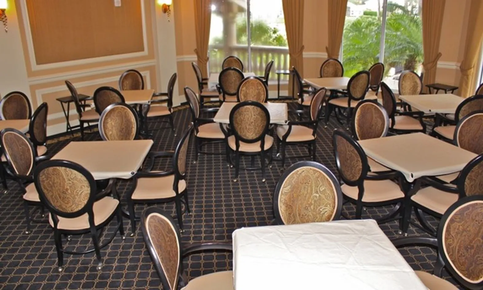 2 Card Rooms