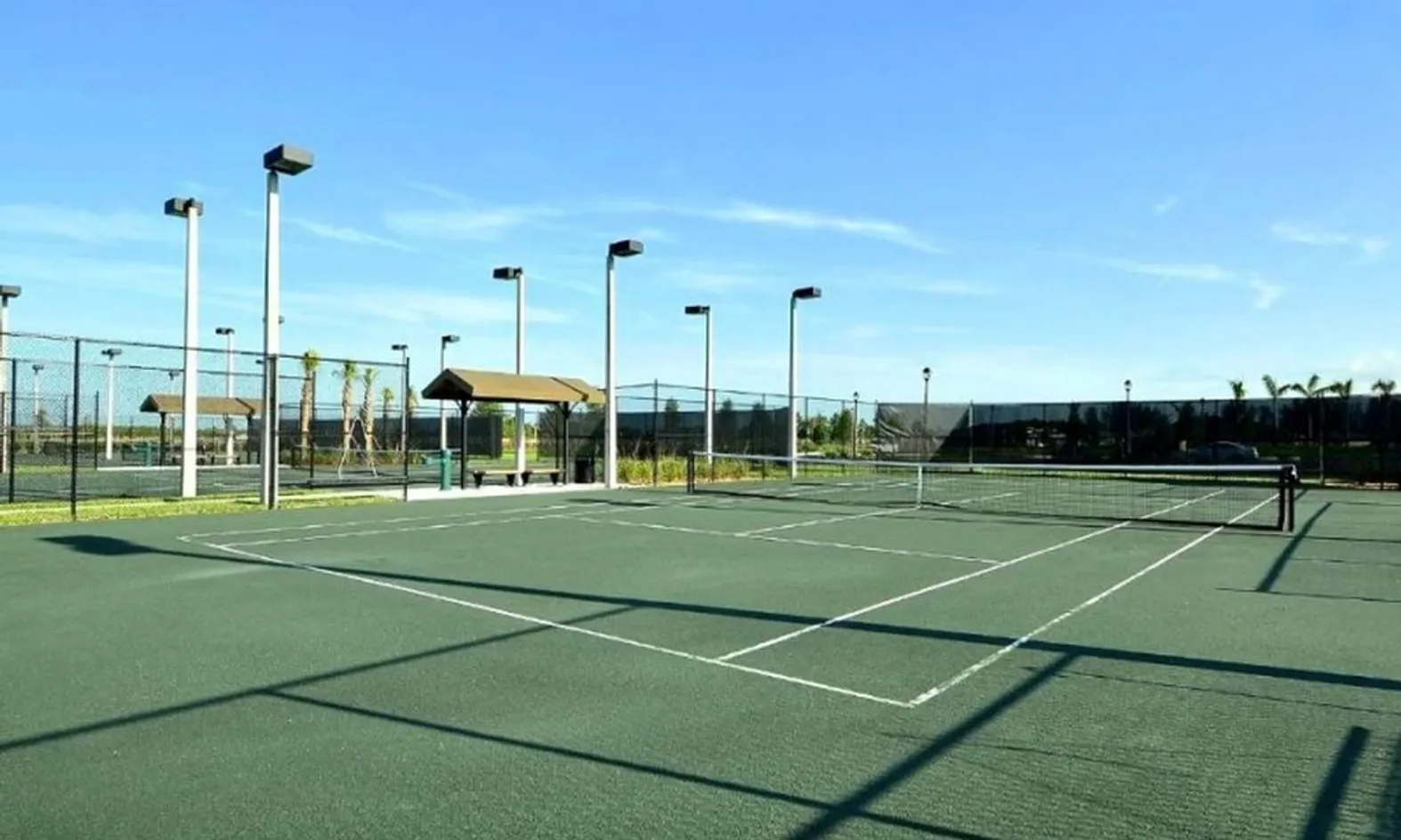 5 Tennis Courts