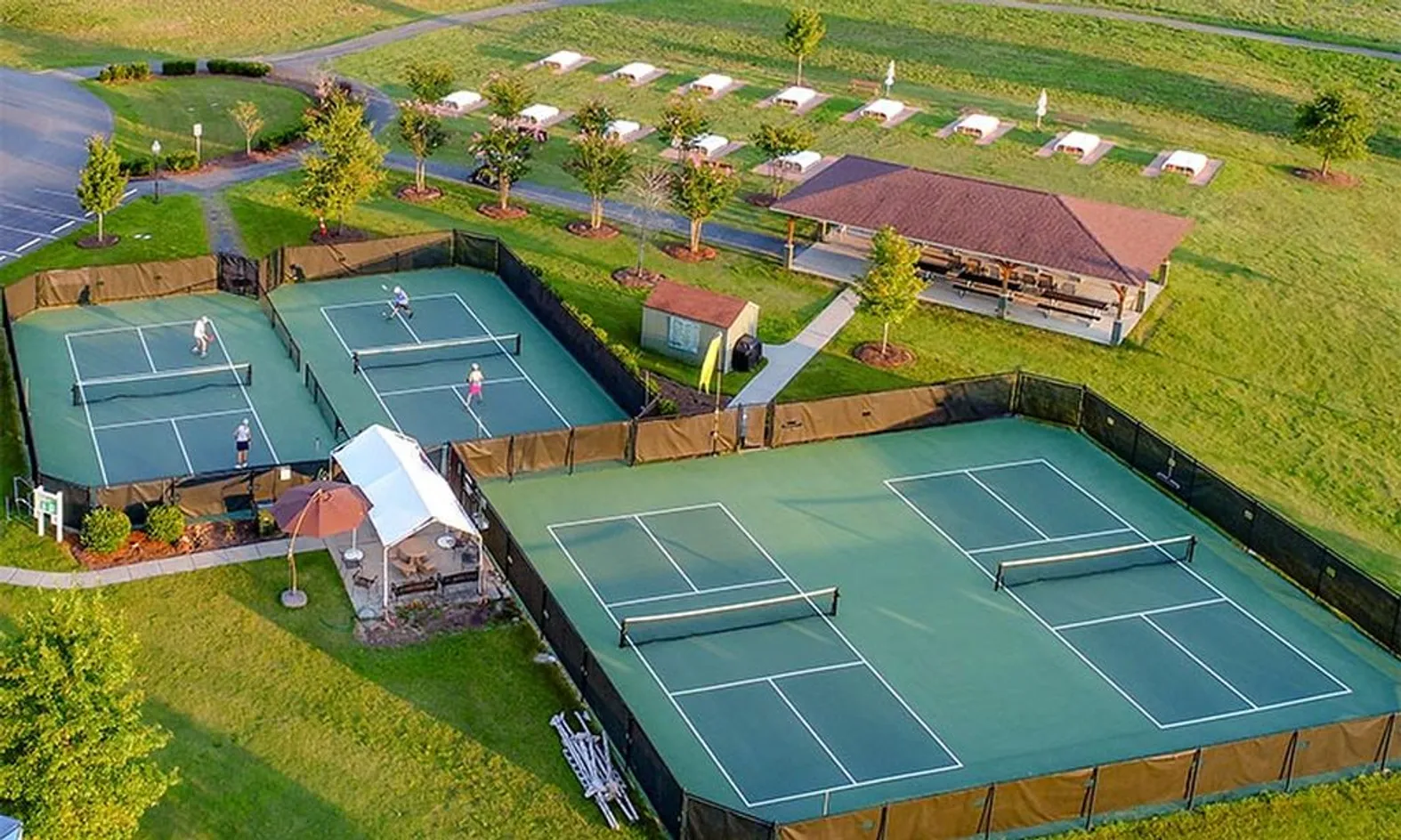 8 Pickleball Courts