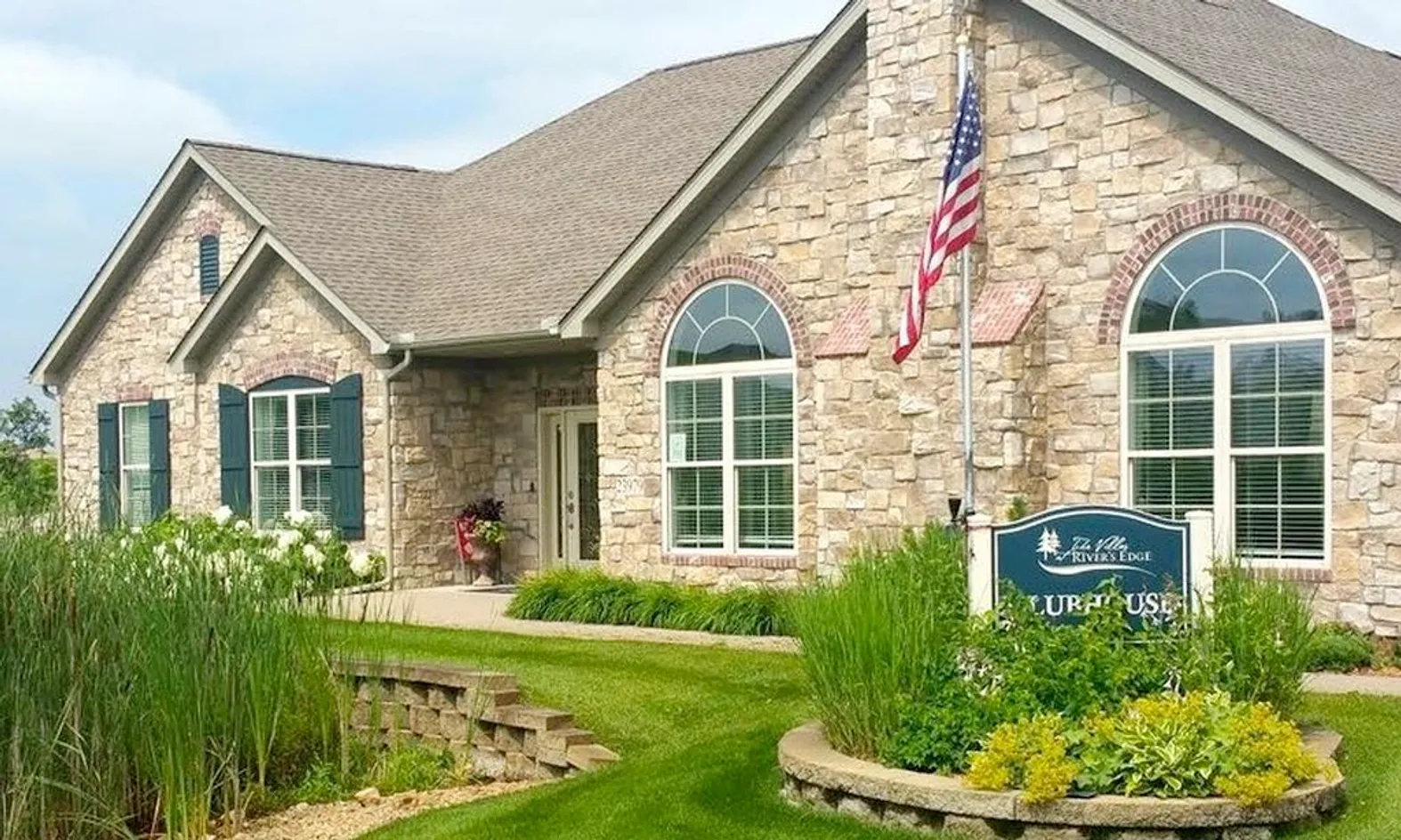 The Villas at River's Edge - Rogers, MN