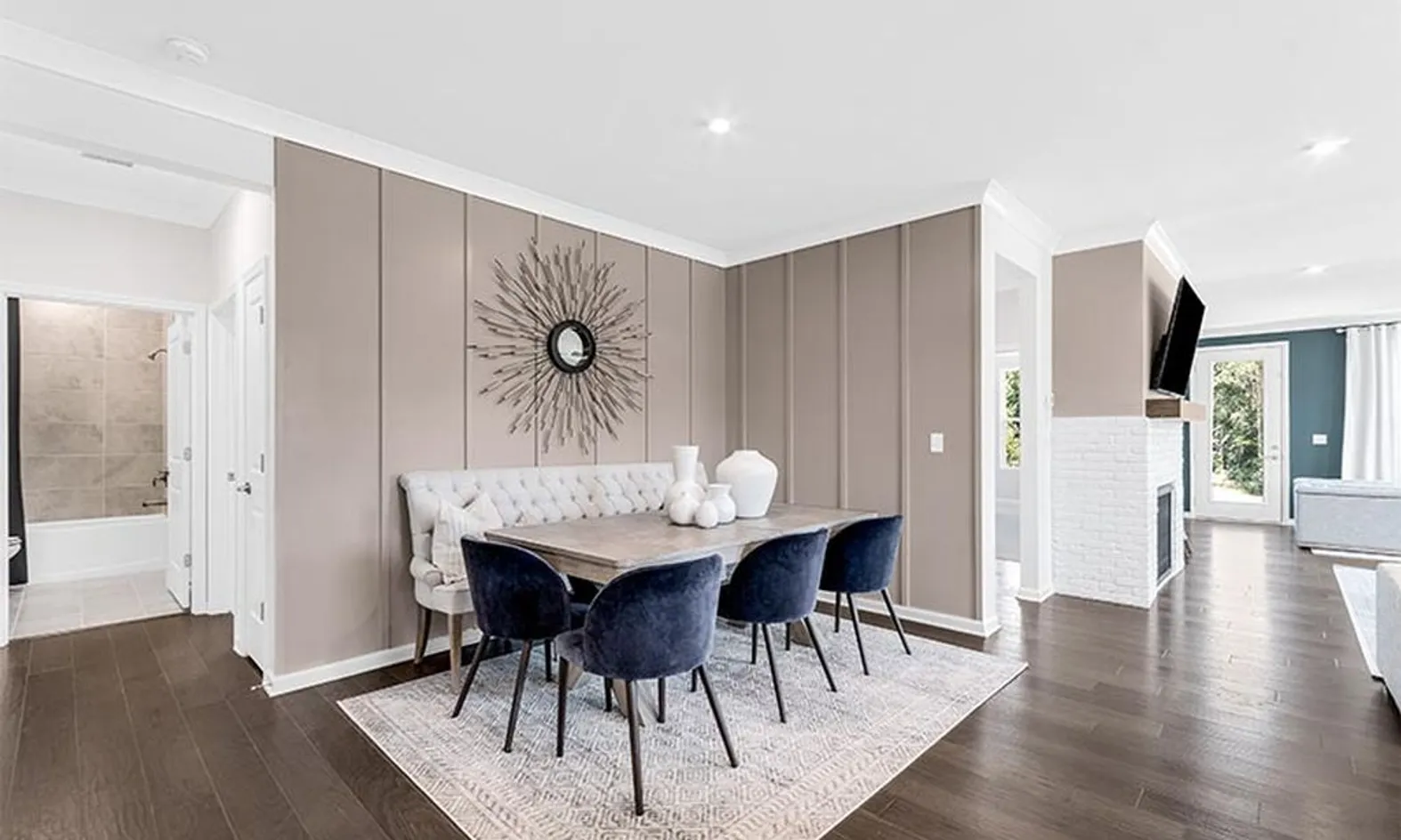 Model Dining Area