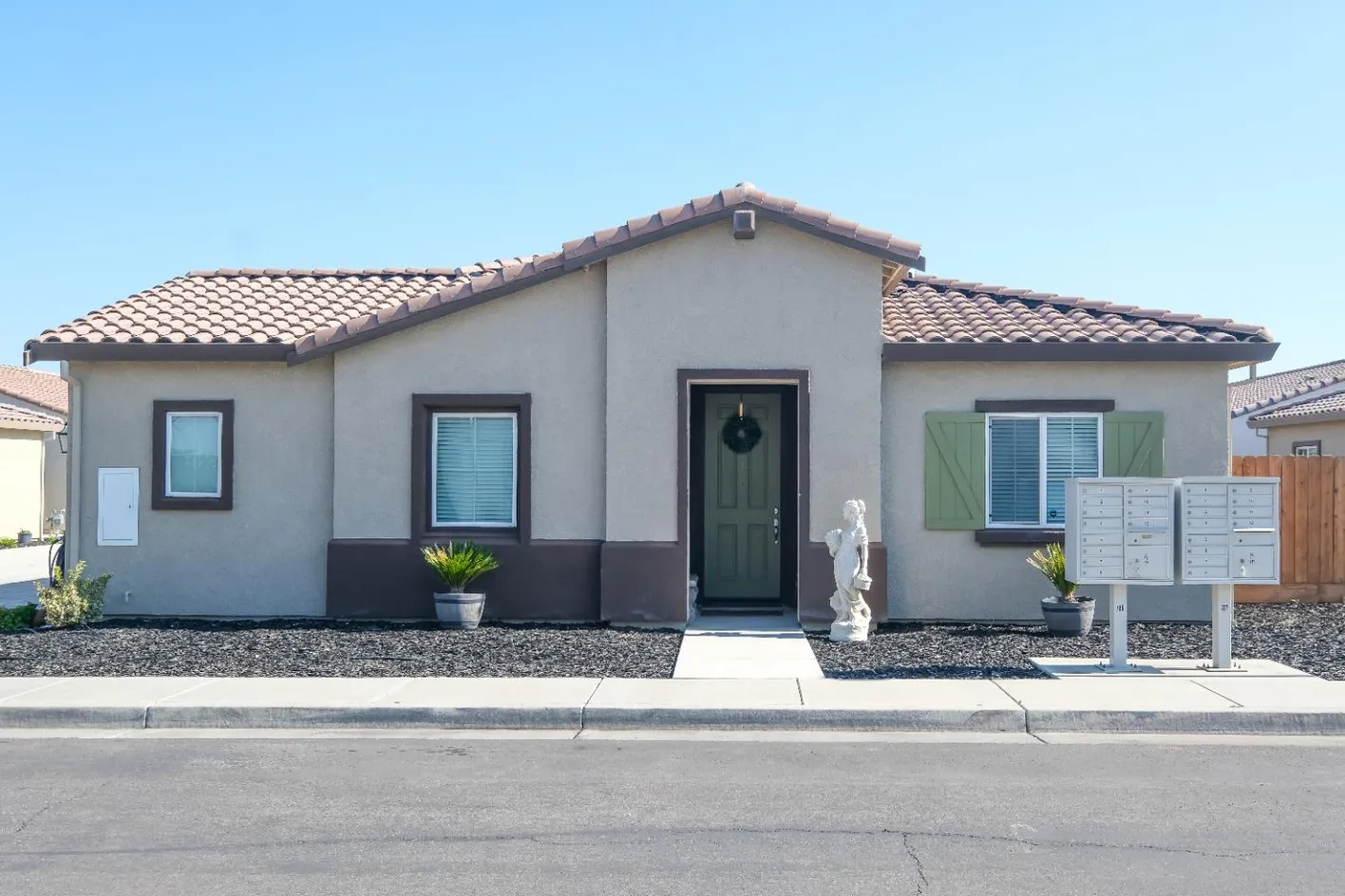 Four Seasons at Los Banos