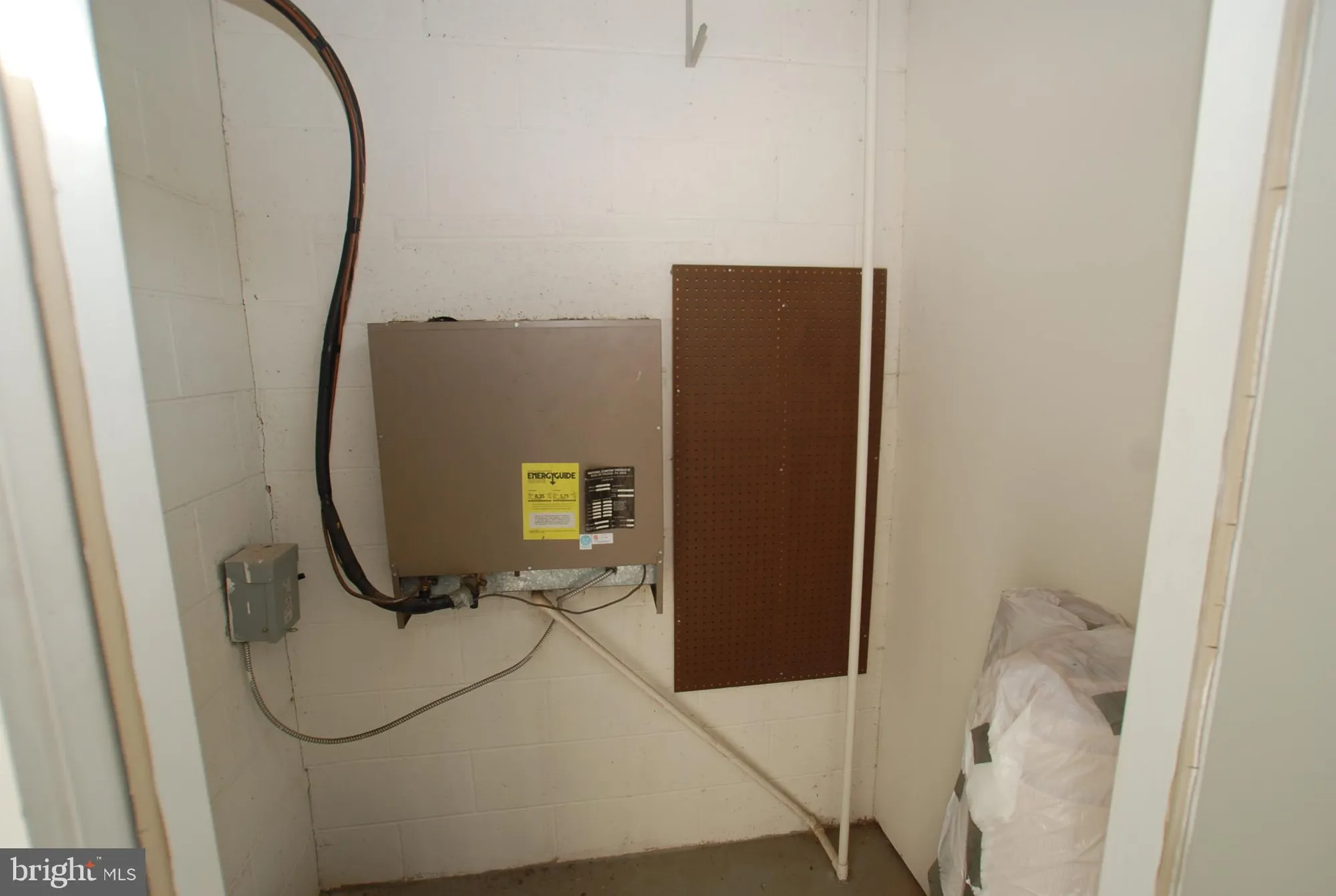 Property Slideshow image 24 of 47 | 7206 centennial sta, Warminster, PA, 18974