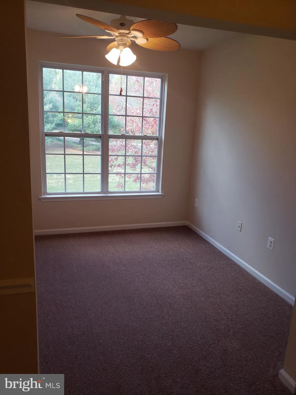 Property Slideshow image 5 of 13 | 1203 knox ct # 1203, Warwick, PA, 18974