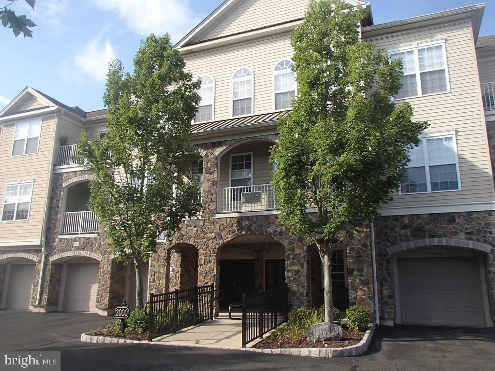 Property Slideshow image 1 of 13 | 1203 knox ct # 1203, Warwick, PA, 18974