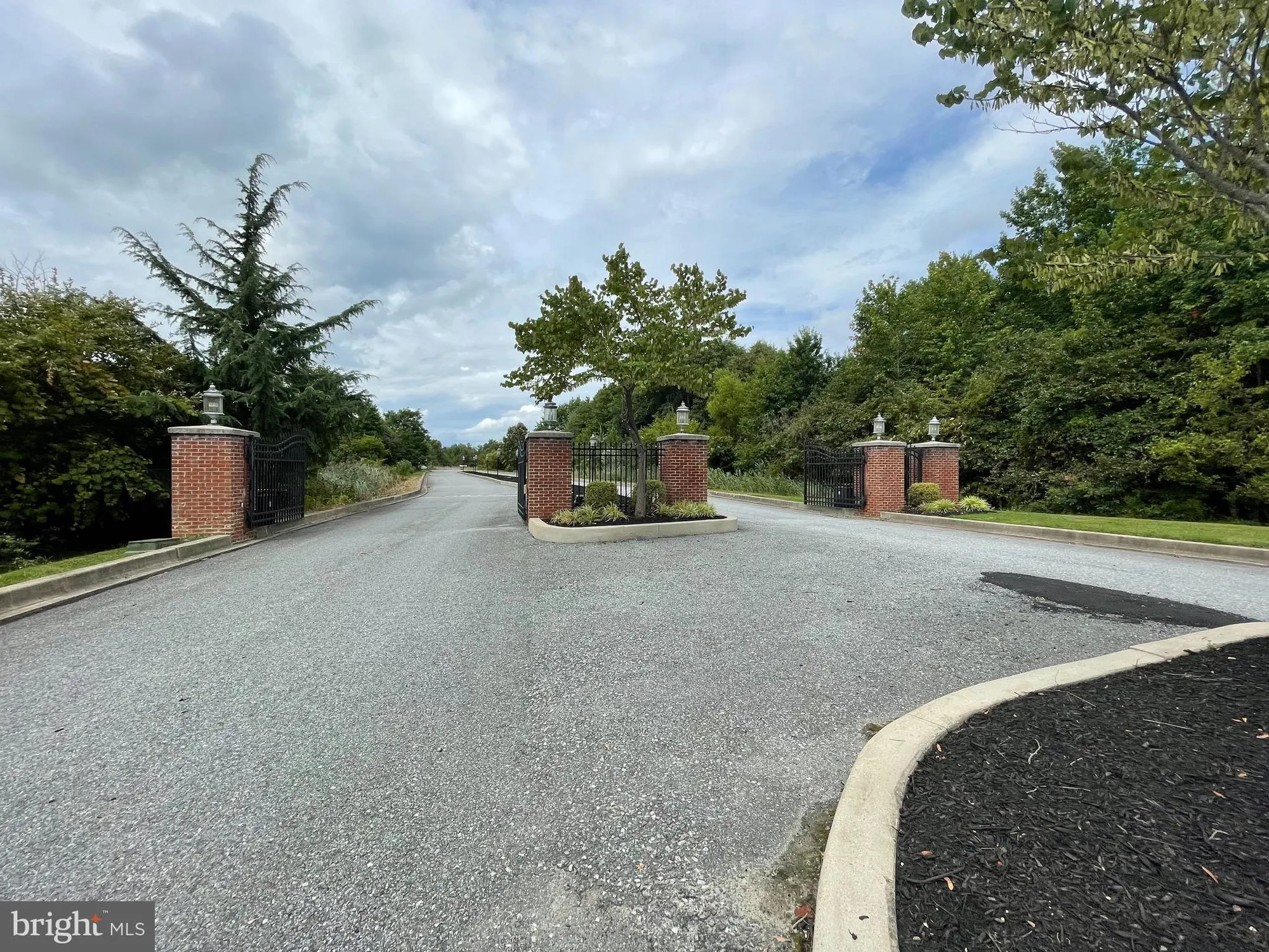 Property Slideshow image 18 of 46 | 216 heron cir, New Castle, DE, 19720