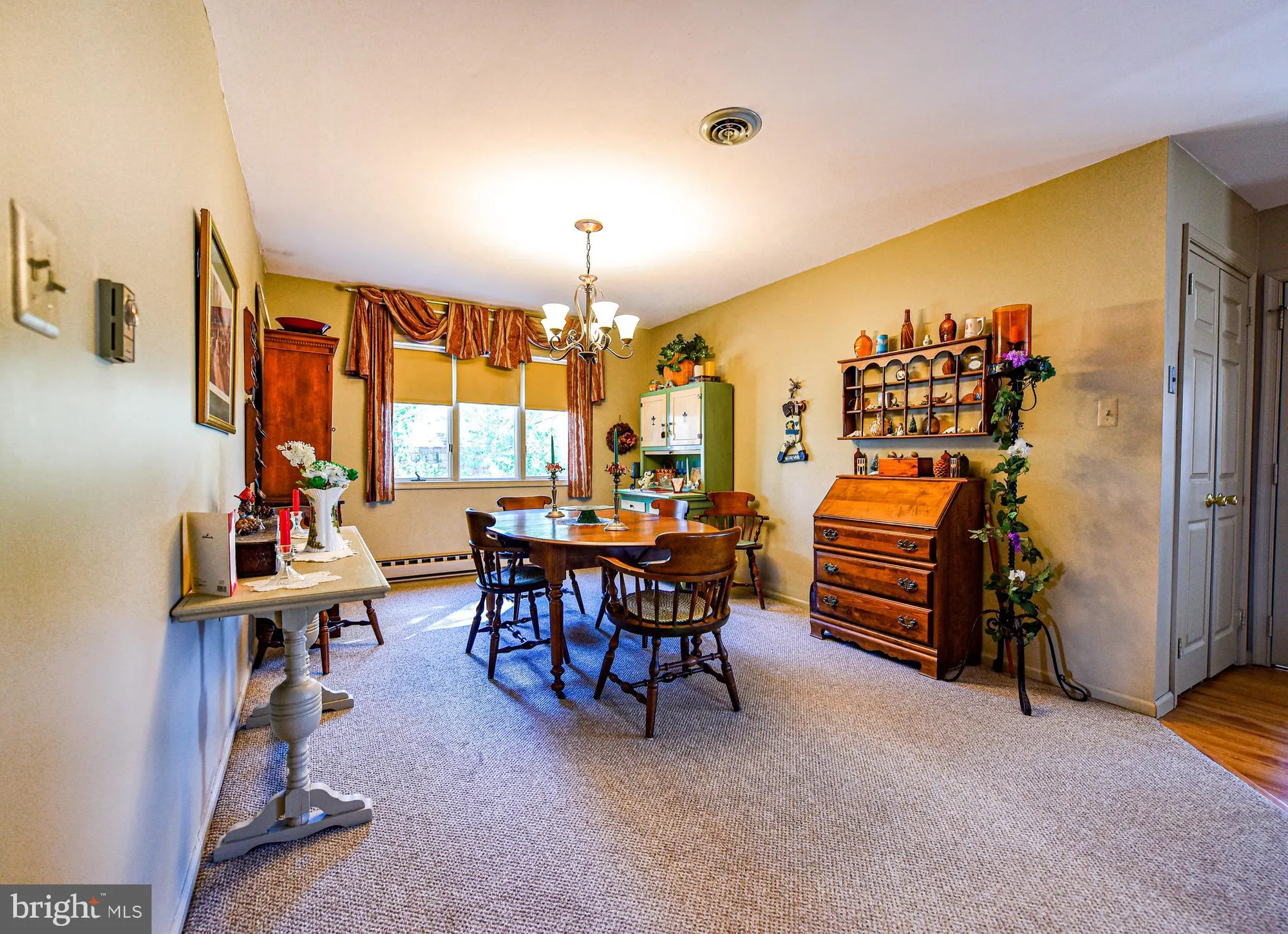 Property Slideshow image 13 of 27 | 23 cedar ave, Manahawkin, NJ, 08050