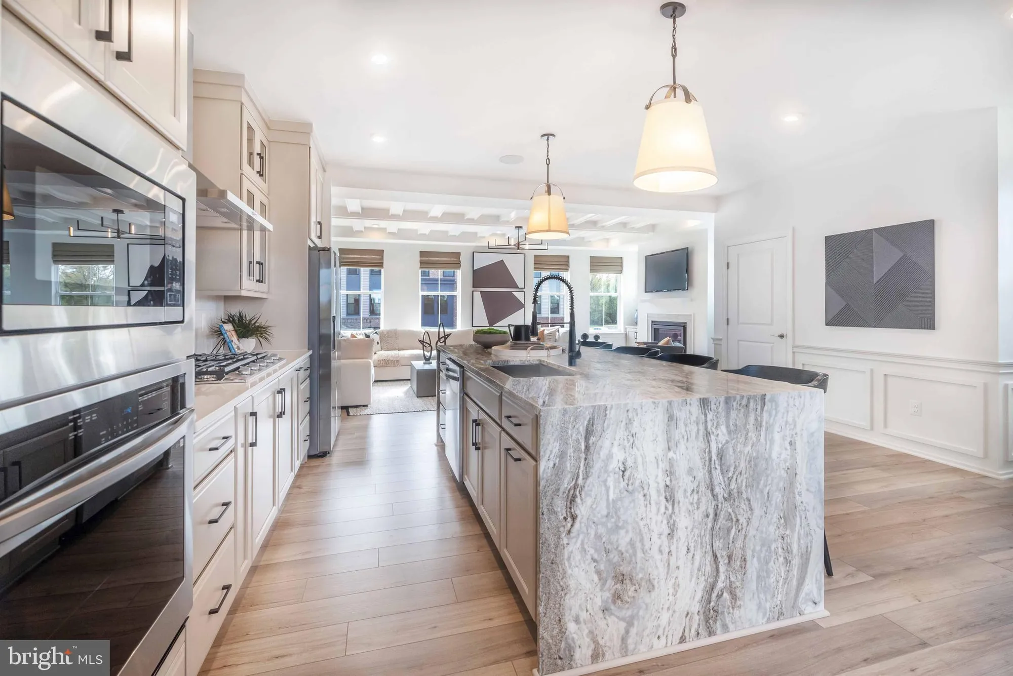 Property Slideshow image 6 of 23 | 42972 truman ter, Ashburn, VA, 20148