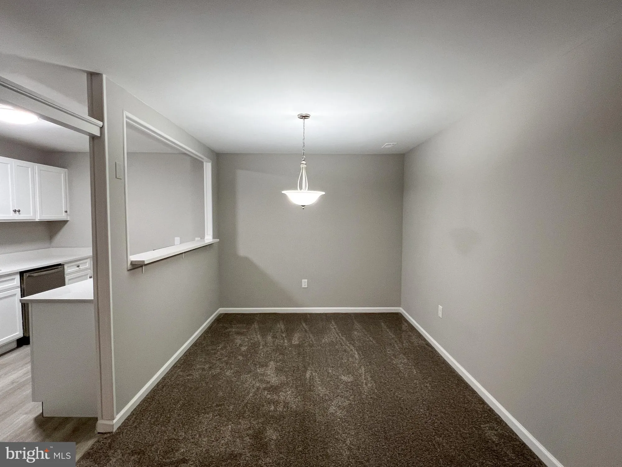 Property Slideshow image 12 of 33 | 15015 haslemere ct, Silver Spring, MD, 20906