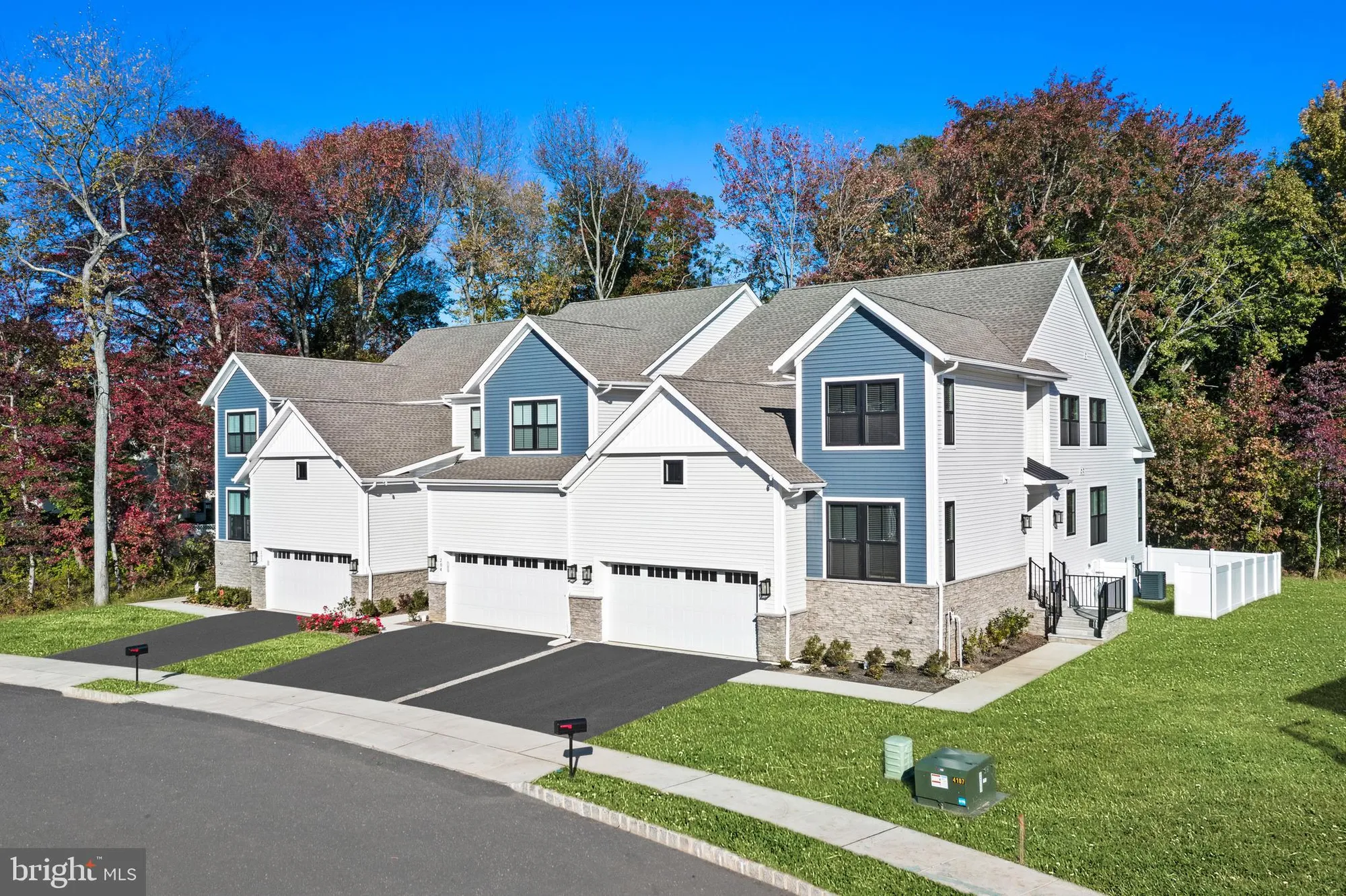 Property Slideshow image 7 of 21 | 42 kay chiarello way, Hamilton, NJ, 08690