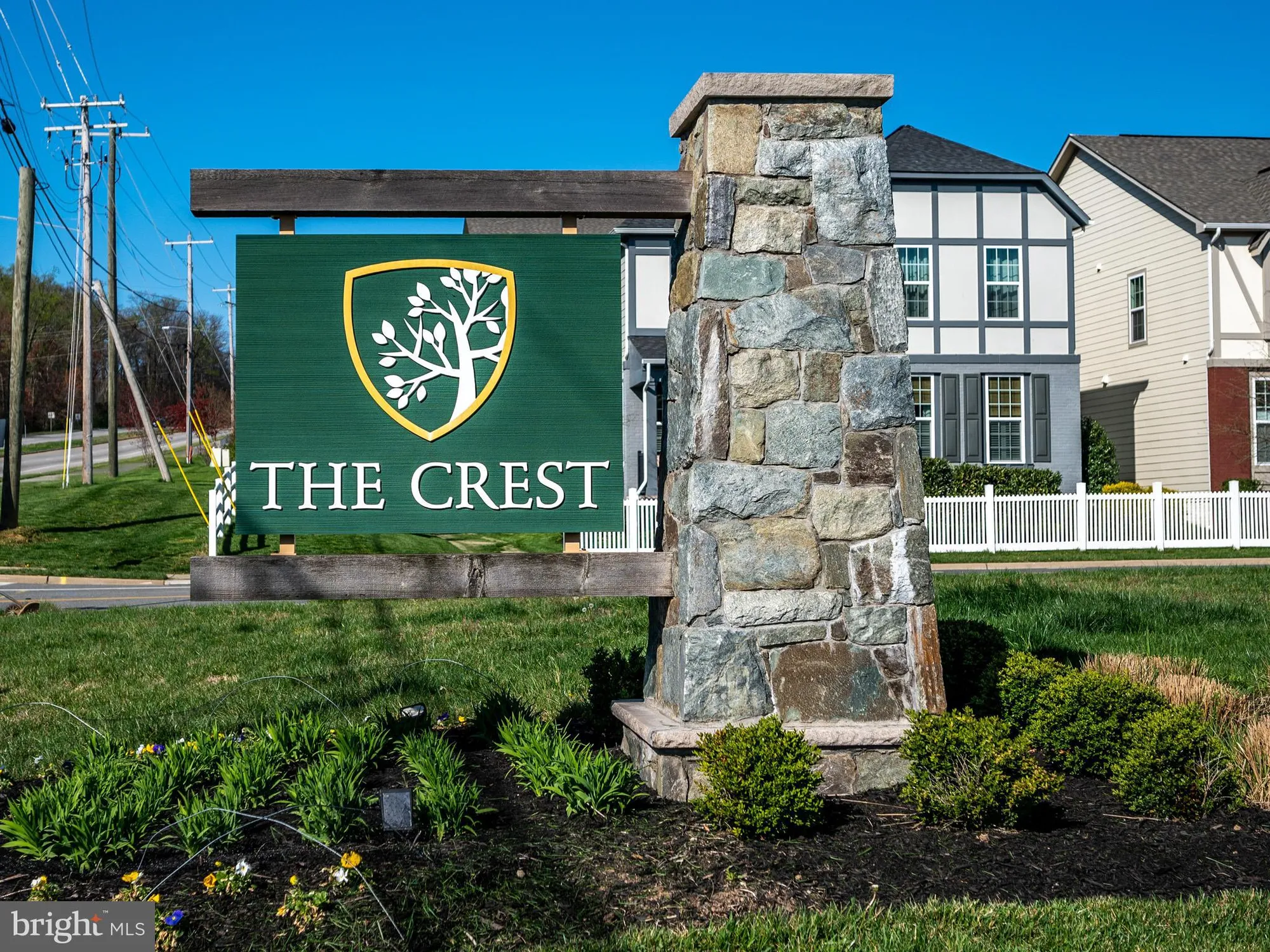 Property Slideshow image 2 of 61 | 7922 ashland dr, Alexandria, VA, 22315