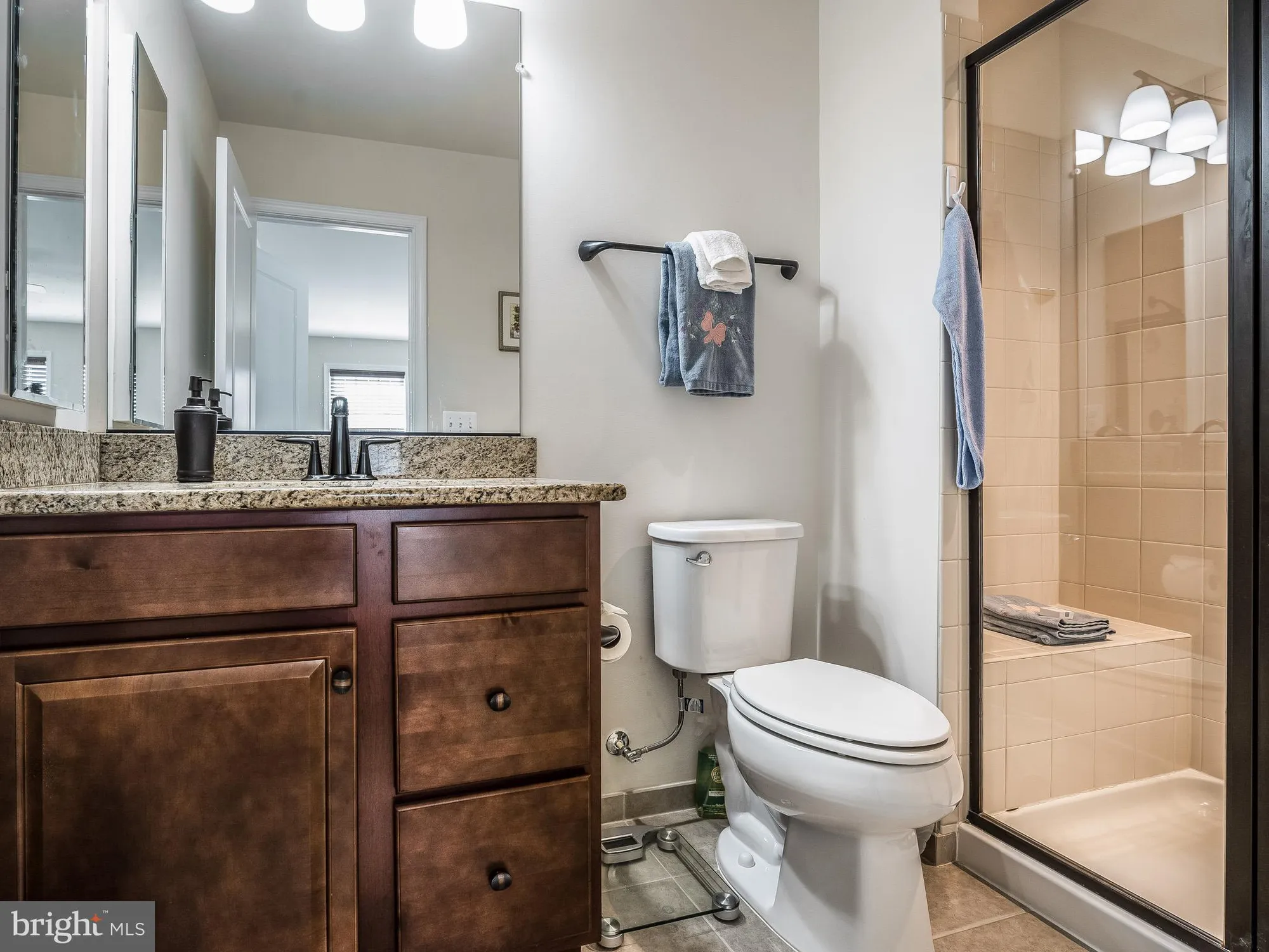 Property Slideshow image 32 of 61 | 7922 ashland dr, Alexandria, VA, 22315