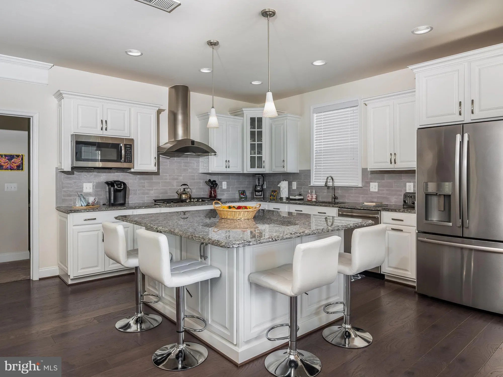 Property Slideshow image 12 of 61 | 7922 ashland dr, Alexandria, VA, 22315