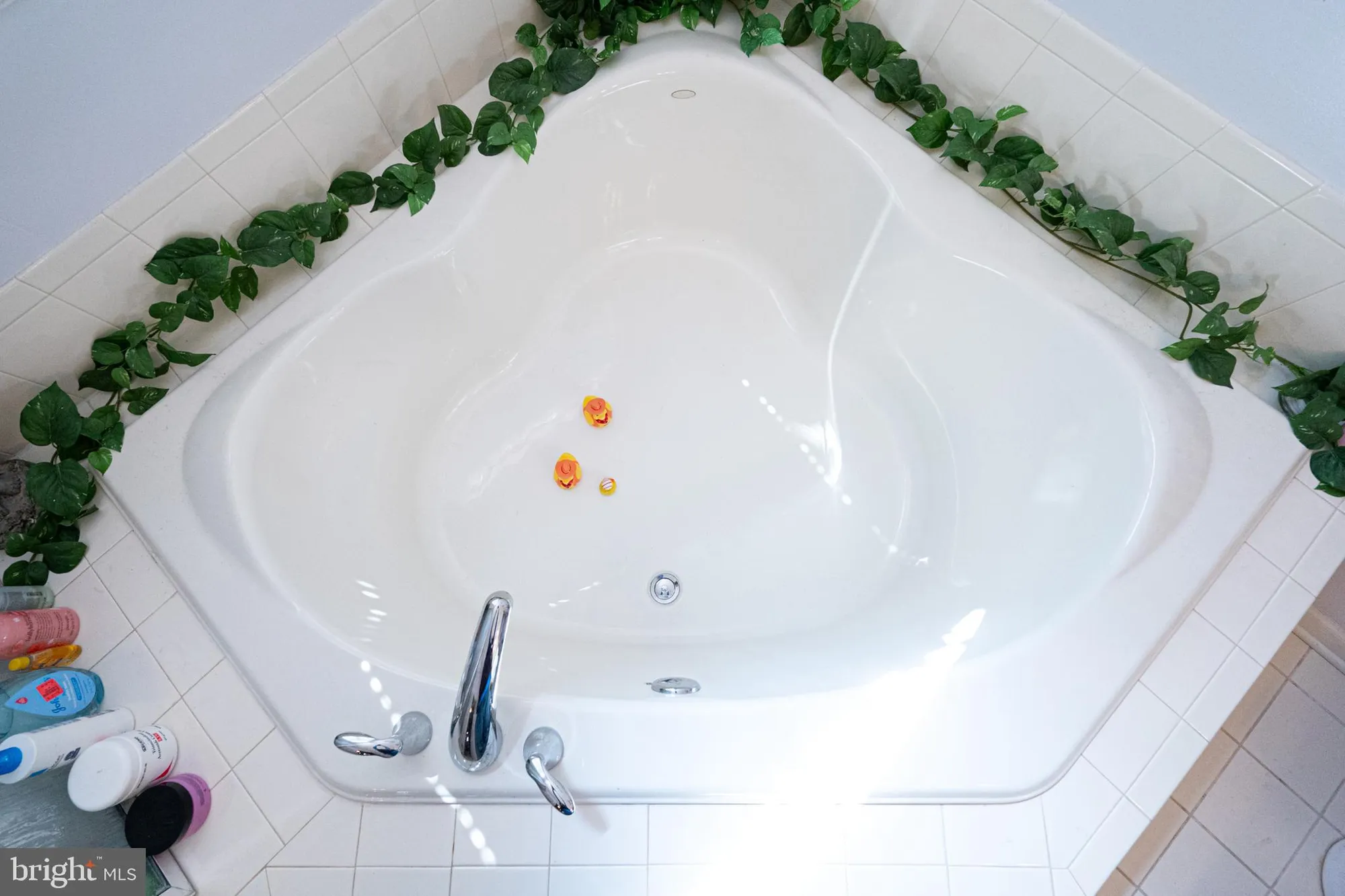 Property Slideshow image 26 of 48 | 40 vender ln, Mays Landing, NJ, 08330