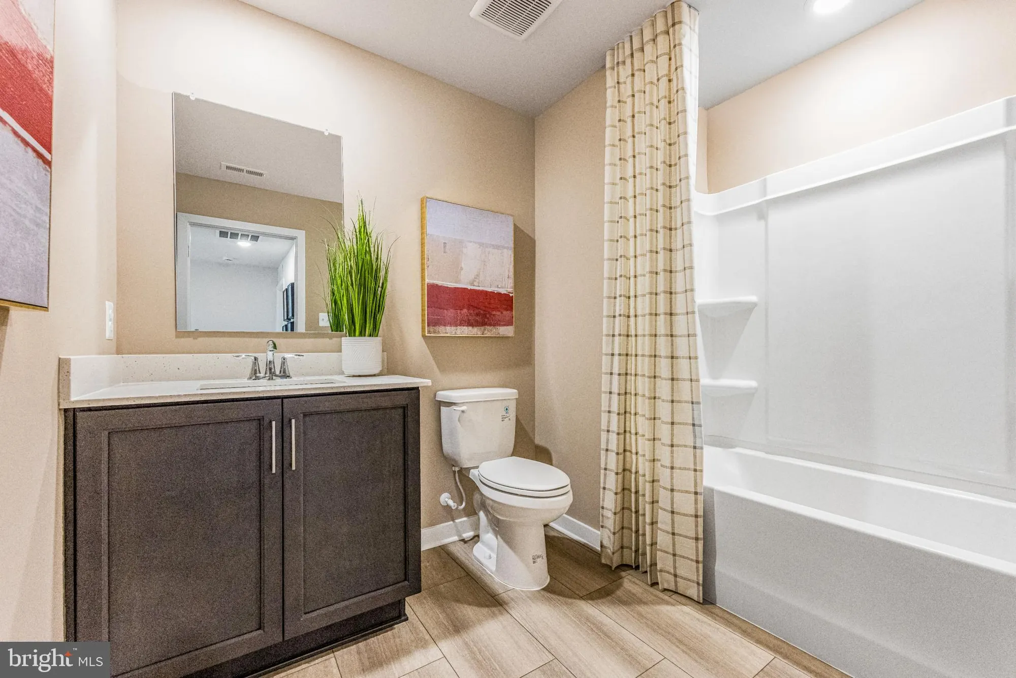 Property Slideshow image 25 of 31 | 208 carney ct, Dover, DE, 19904