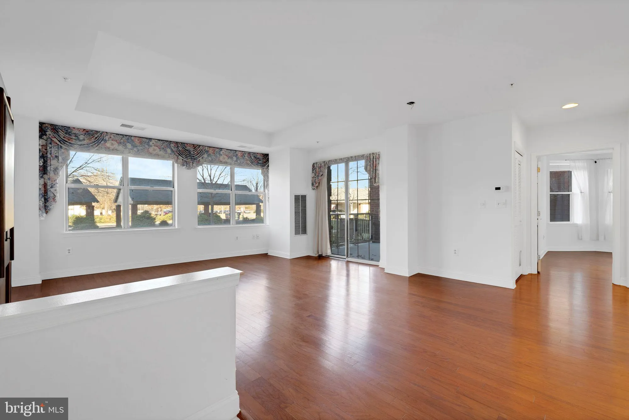 Property Slideshow image 11 of 62 | 2019 windrow dr, Princeton, NJ, 08540