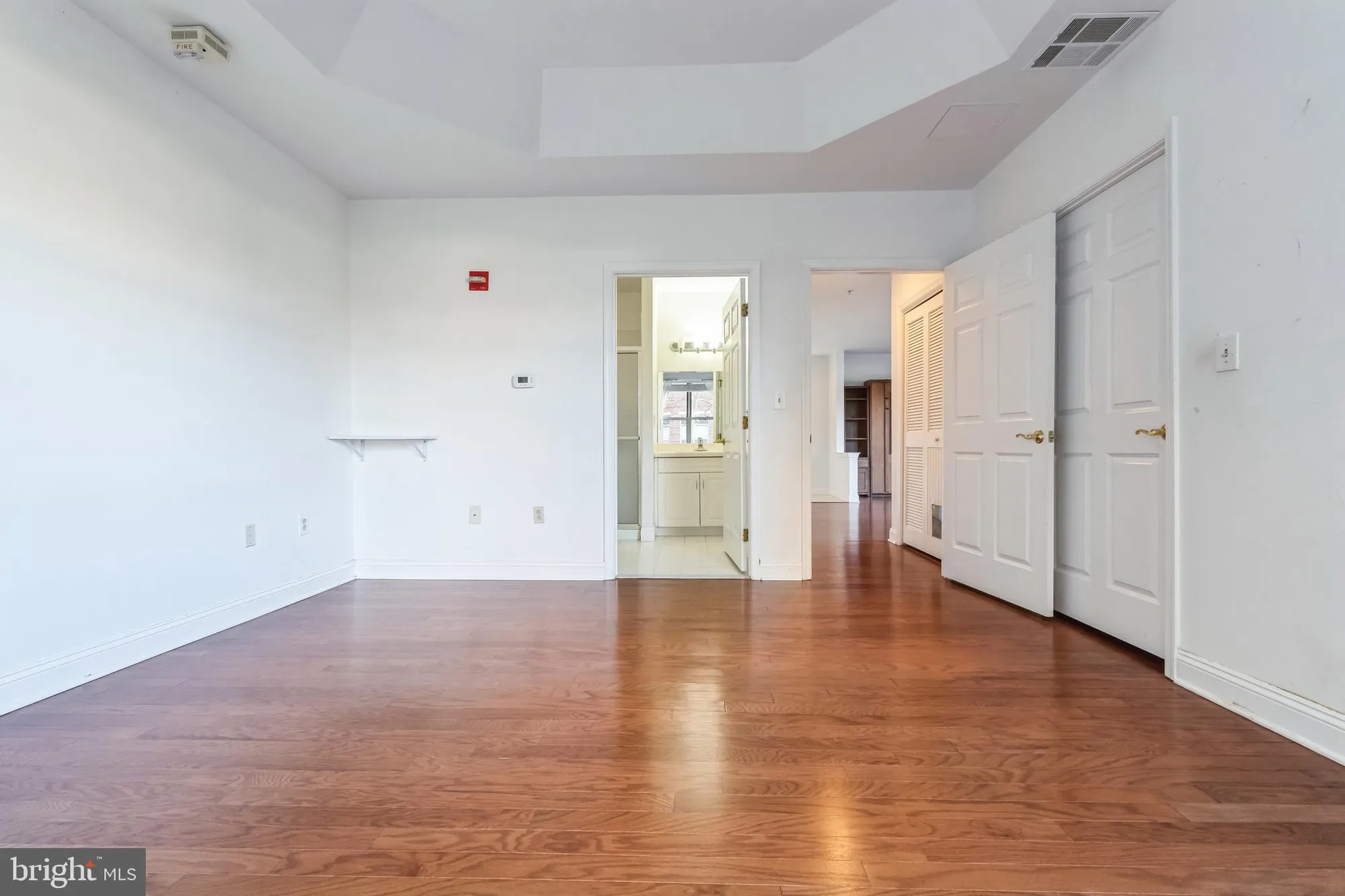 Property Slideshow image 23 of 62 | 2019 windrow dr, Princeton, NJ, 08540