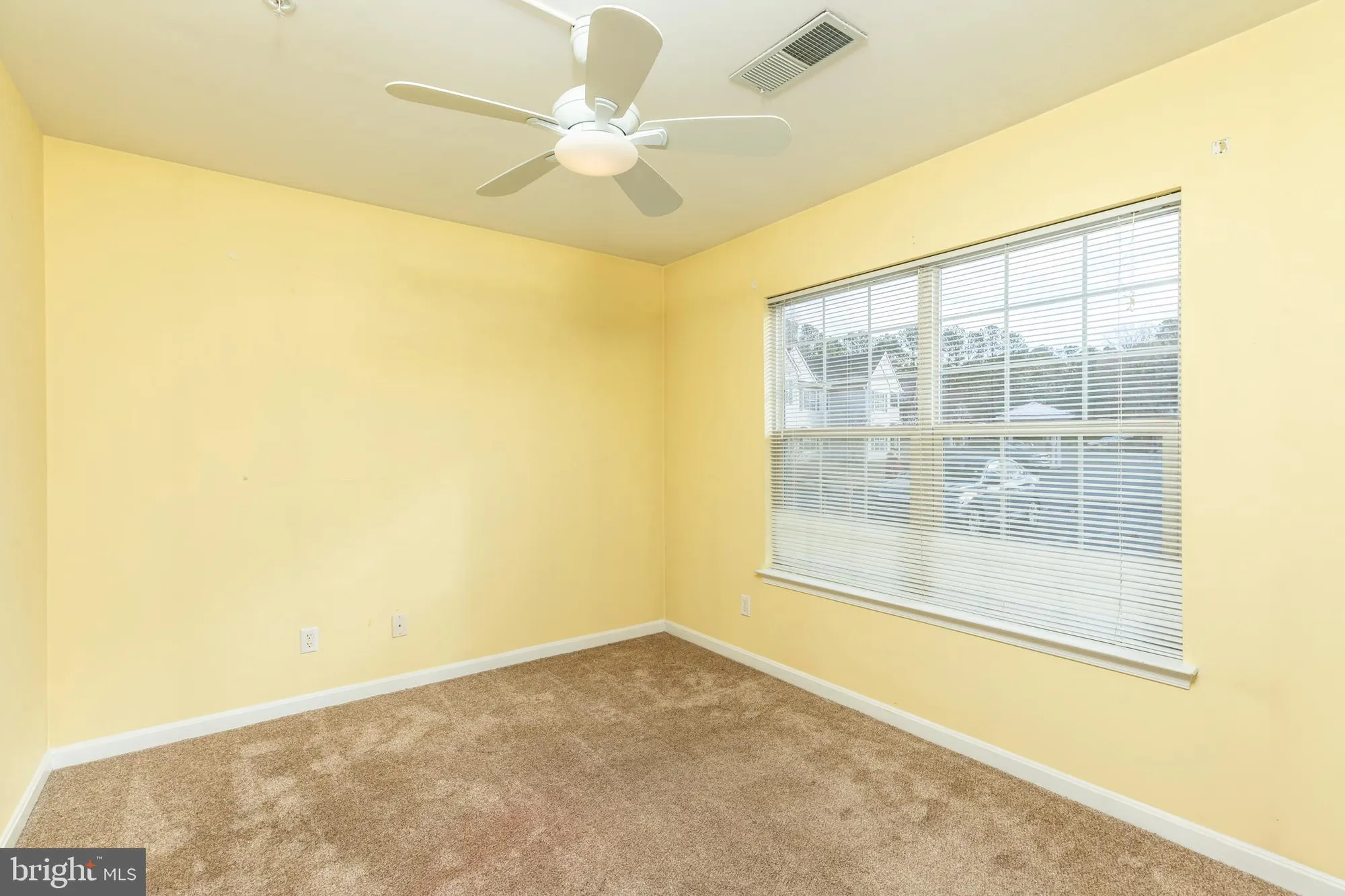 Property Slideshow image 17 of 38 | 11425 manklin creek rd unit 2, Ocean Pines, MD, 21811