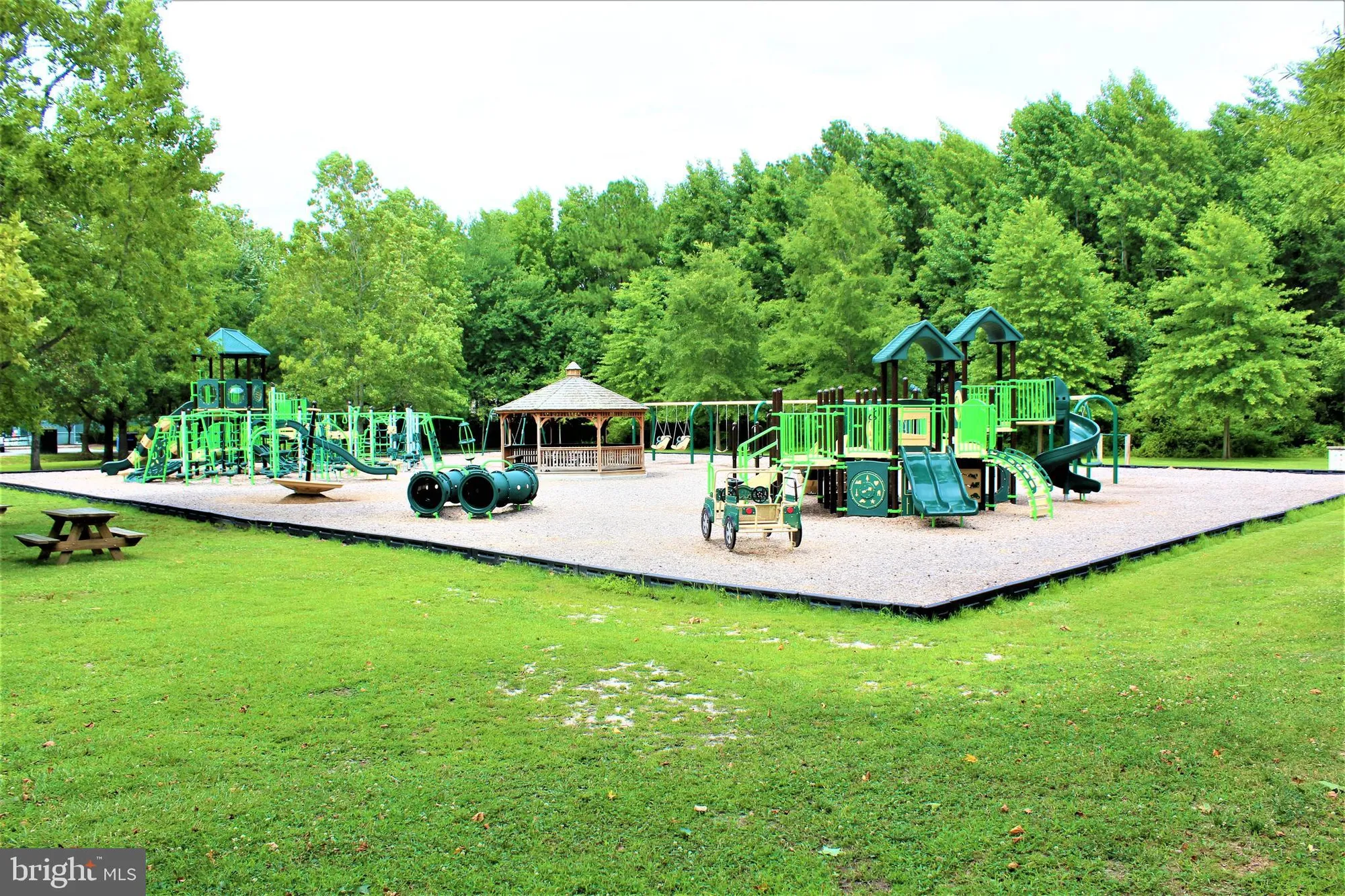 Property Slideshow image 35 of 38 | 11425 manklin creek rd unit 2, Ocean Pines, MD, 21811