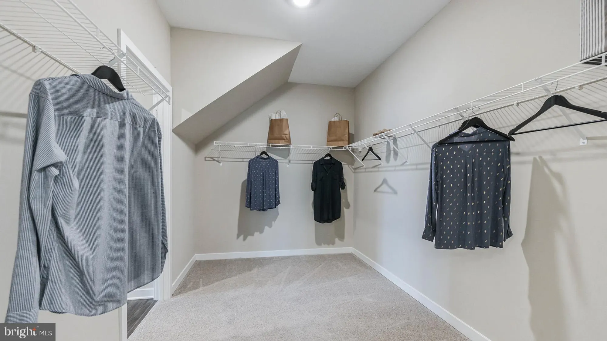 Property Slideshow image 13 of 56 | 123 hilton head ct, Egg Harbor Township, NJ, 08234