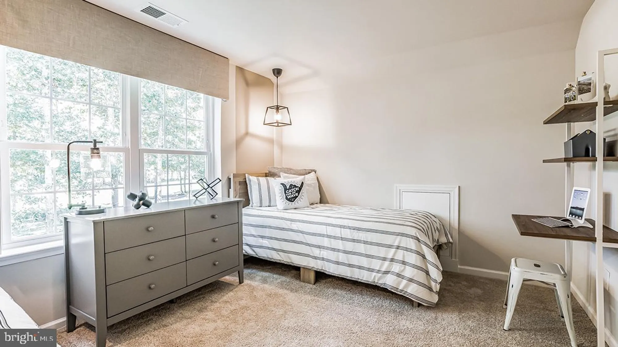 Property Slideshow image 25 of 56 | 123 hilton head ct, Egg Harbor Township, NJ, 08234