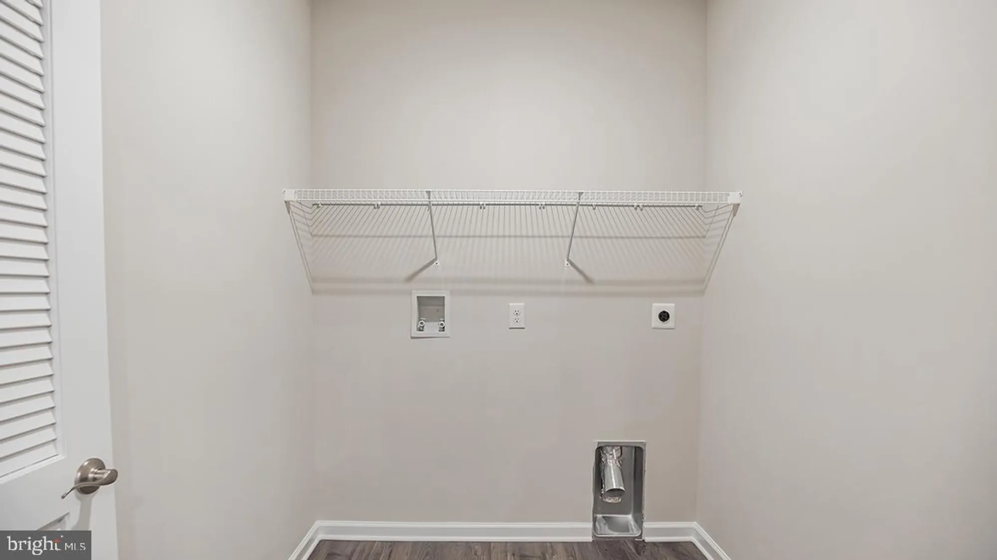 Property Slideshow image 30 of 52 | 127 hilton head ct, Egg Harbor Township, NJ, 08234