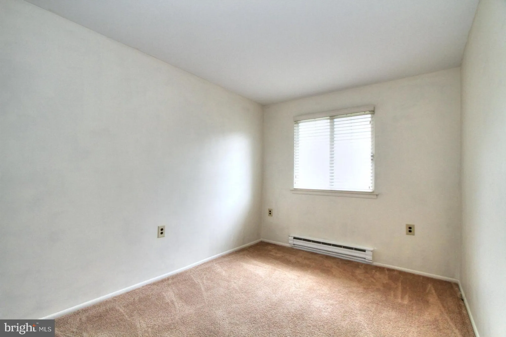 Property Slideshow image 4 of 7 | 4 ivy st b, Whiting, NJ, 08759