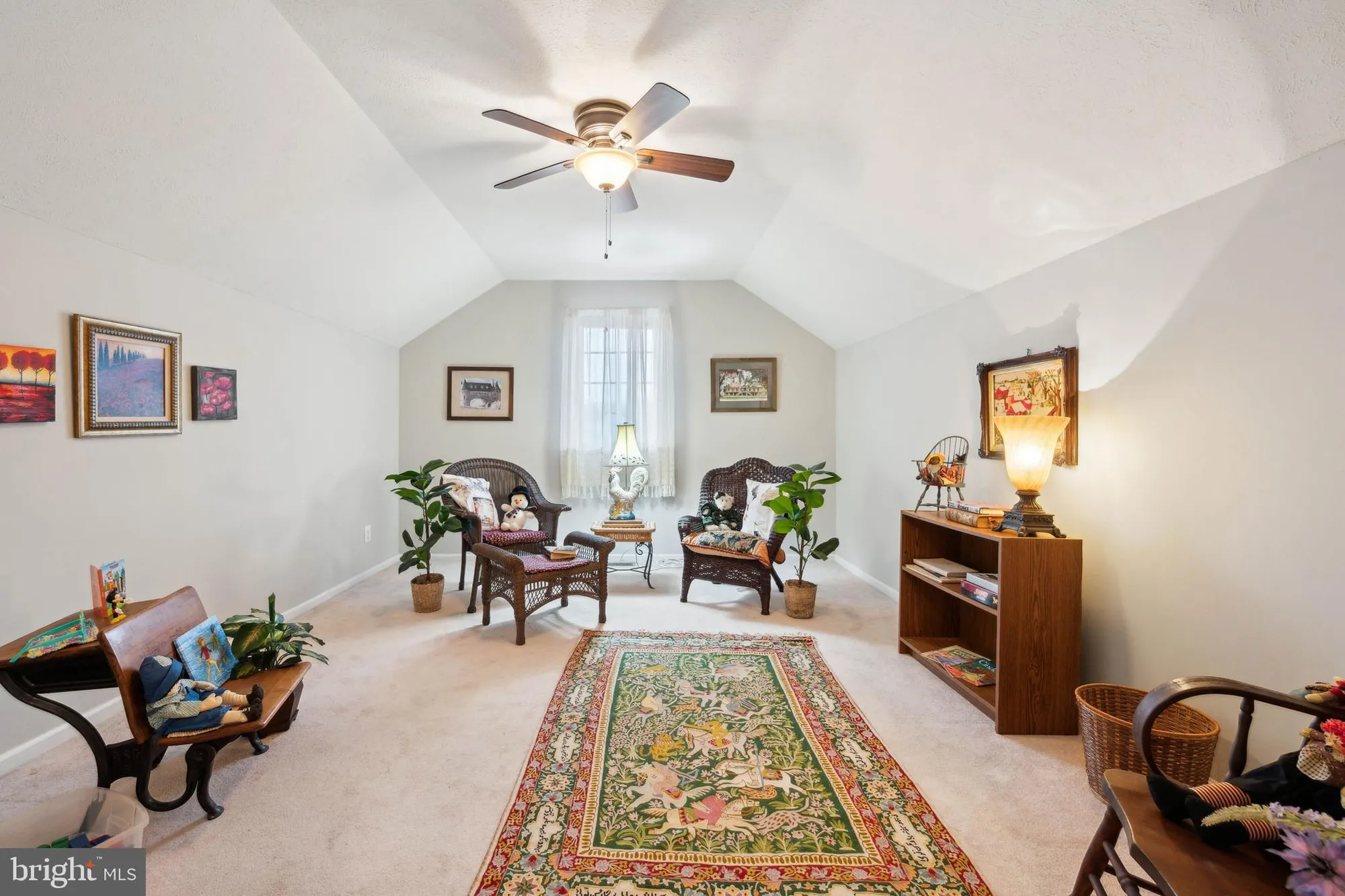 Property Slideshow image 21 of 37 | 136 sandpiper ln, West Deptford, NJ, 08086