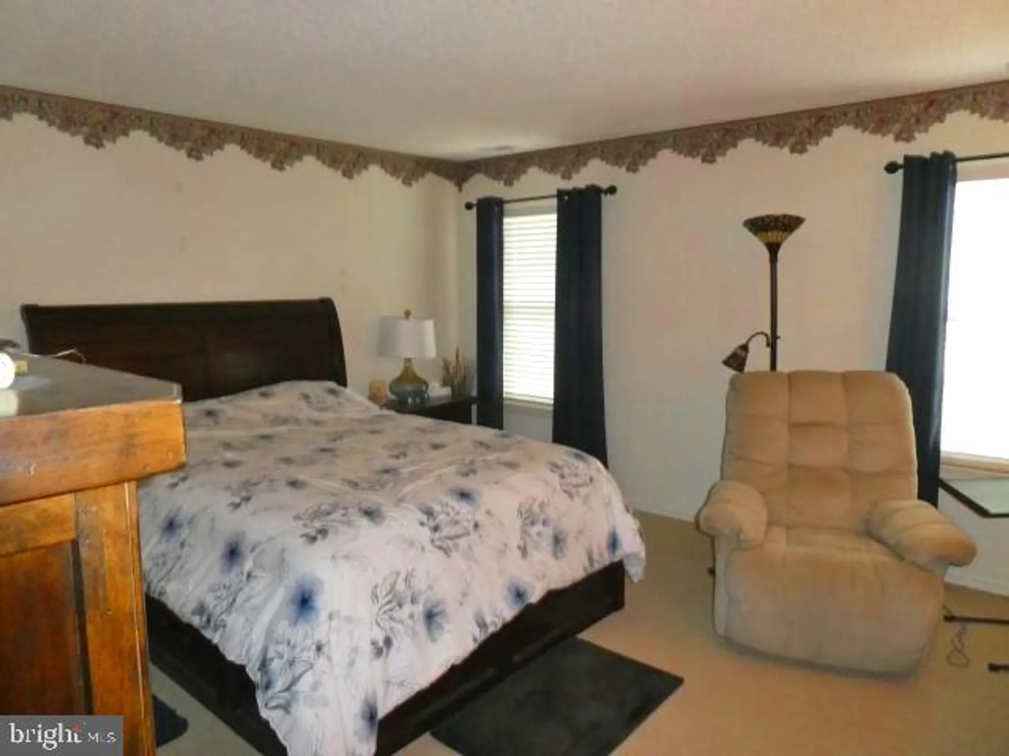 Property Slideshow image 10 of 12 | 501 trinidad blvd, Williamstown, NJ, 08094