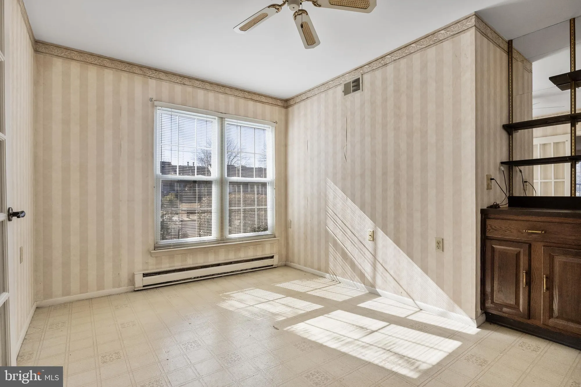 Property Slideshow image 12 of 29 | 914 liverpool cir a, Manchester Township, NJ, 08759