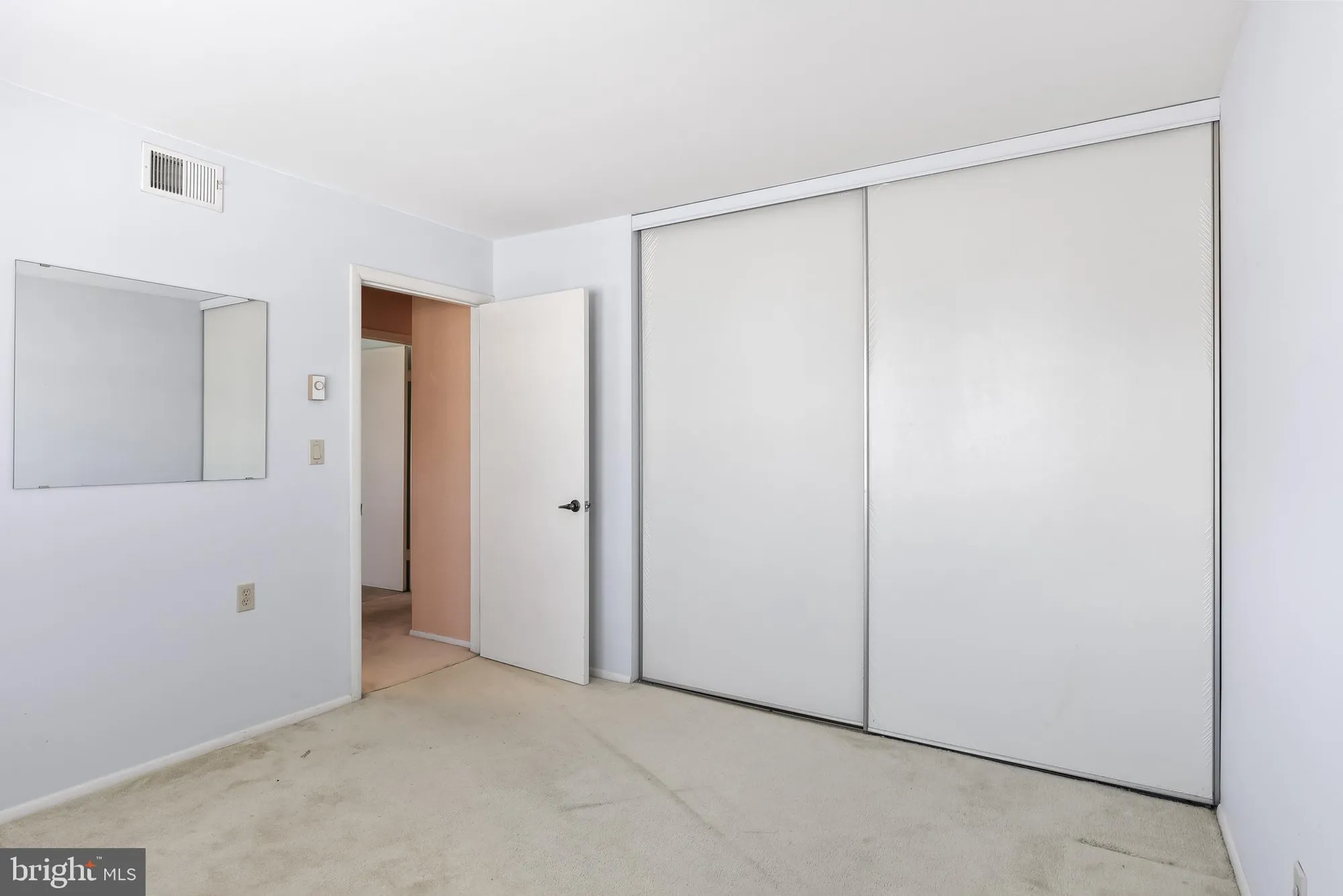 Property Slideshow image 19 of 29 | 914 liverpool cir a, Manchester Township, NJ, 08759