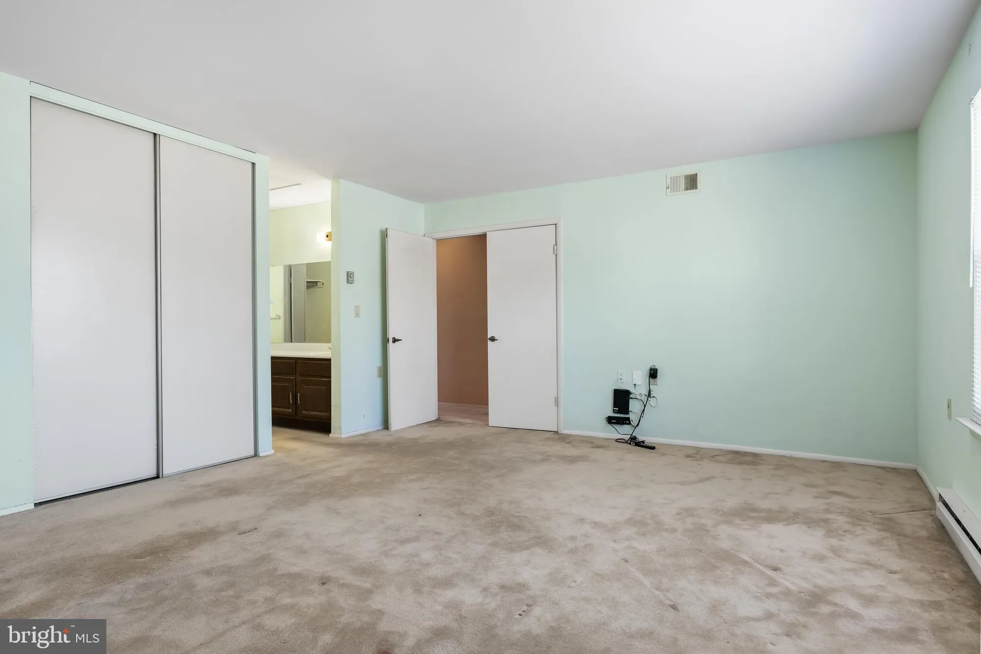 Property Slideshow image 23 of 29 | 914 liverpool cir a, Manchester Township, NJ, 08759