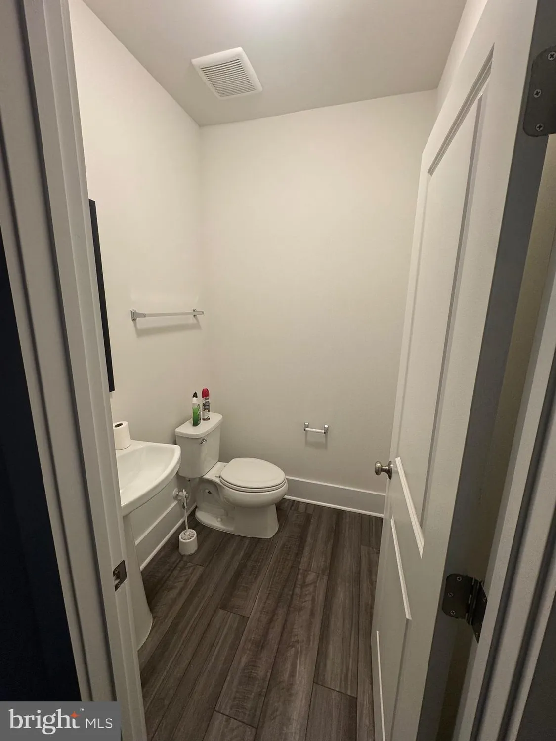 Property Slideshow image 37 of 45 | 8580 sunell ln, Ellicott City, MD, 21043