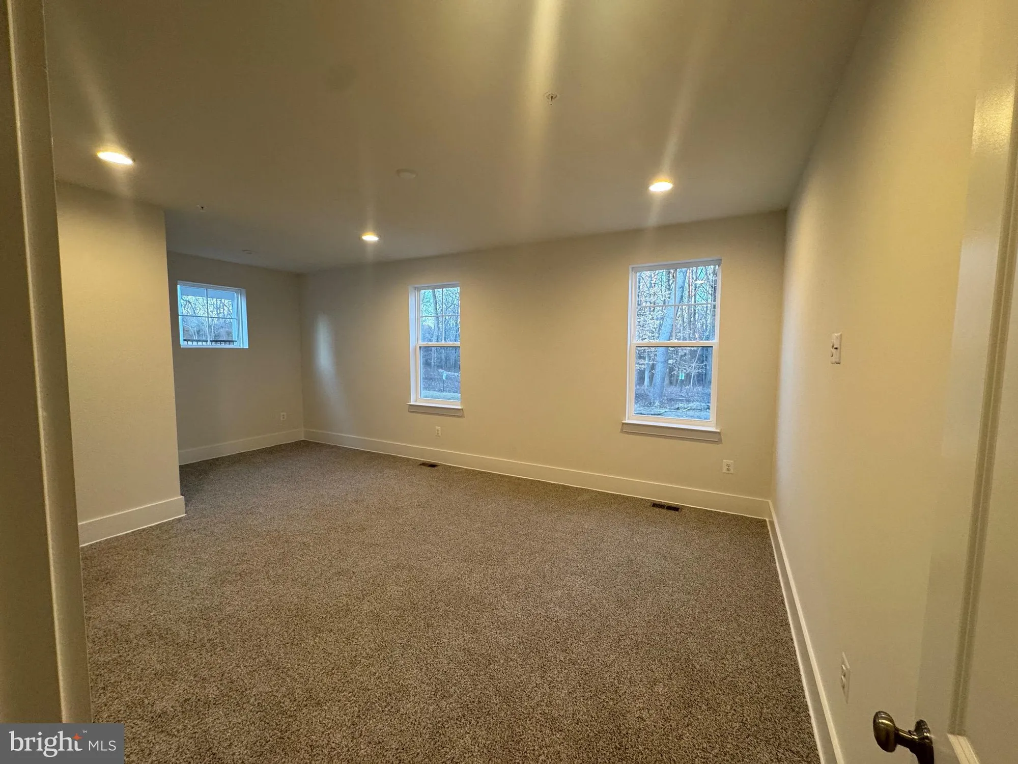 Property Slideshow image 38 of 45 | 8580 sunell ln, Ellicott City, MD, 21043