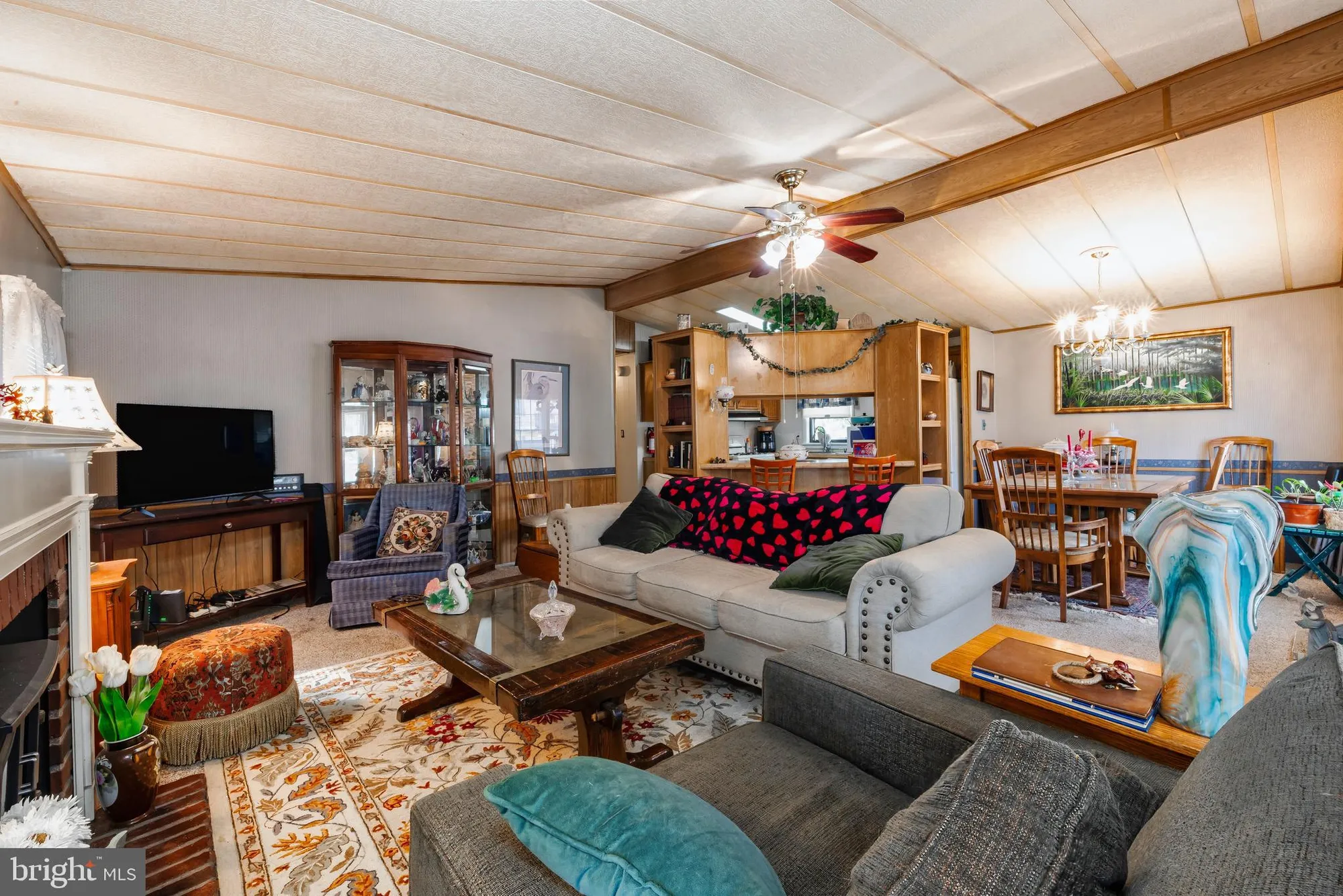 Property Slideshow image 5 of 20 | 16 holly ct, Mays Landing, NJ, 08330