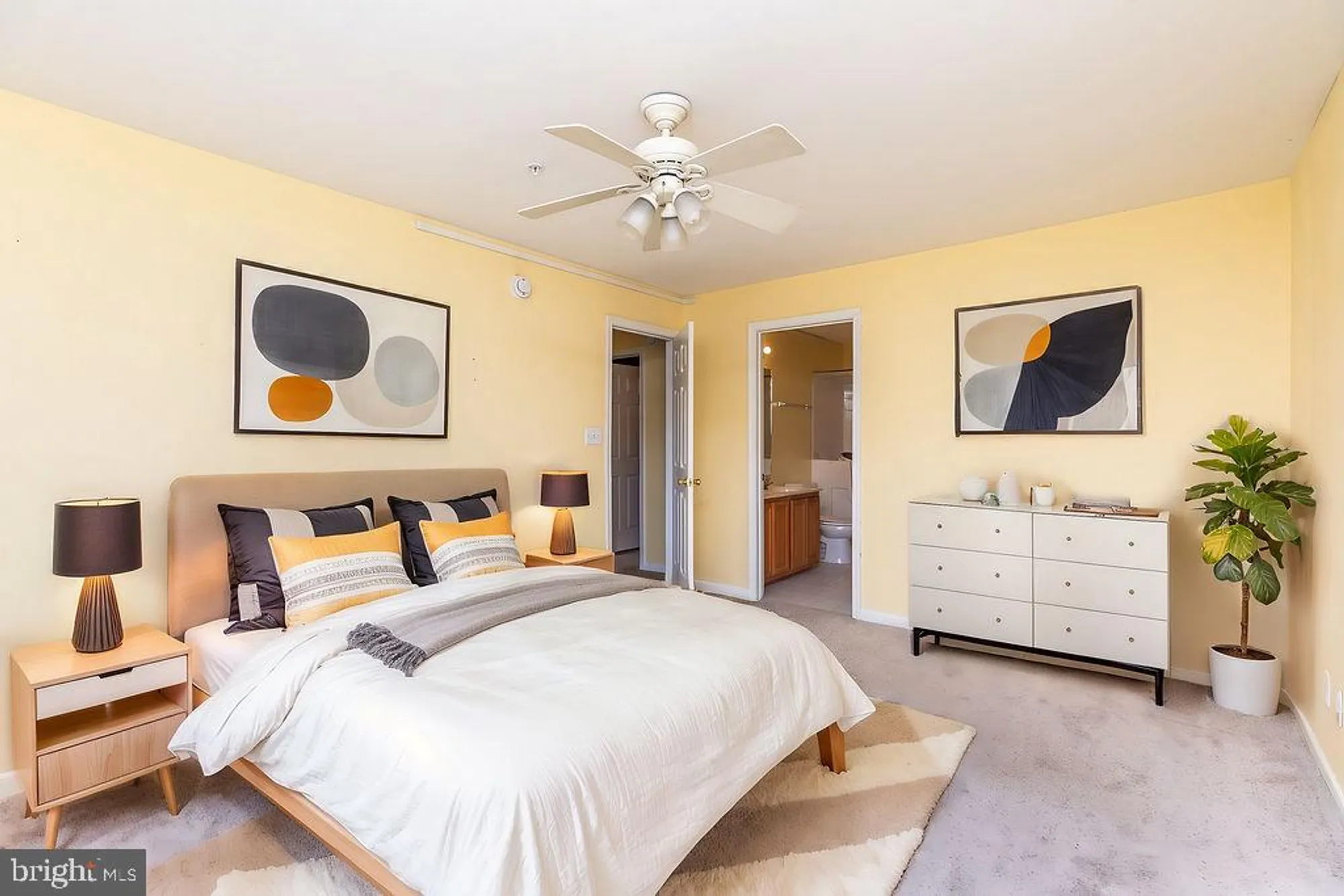 Property Slideshow image 6 of 38 | 11425 manklin creek rd unit 2, Ocean Pines, MD, 21811