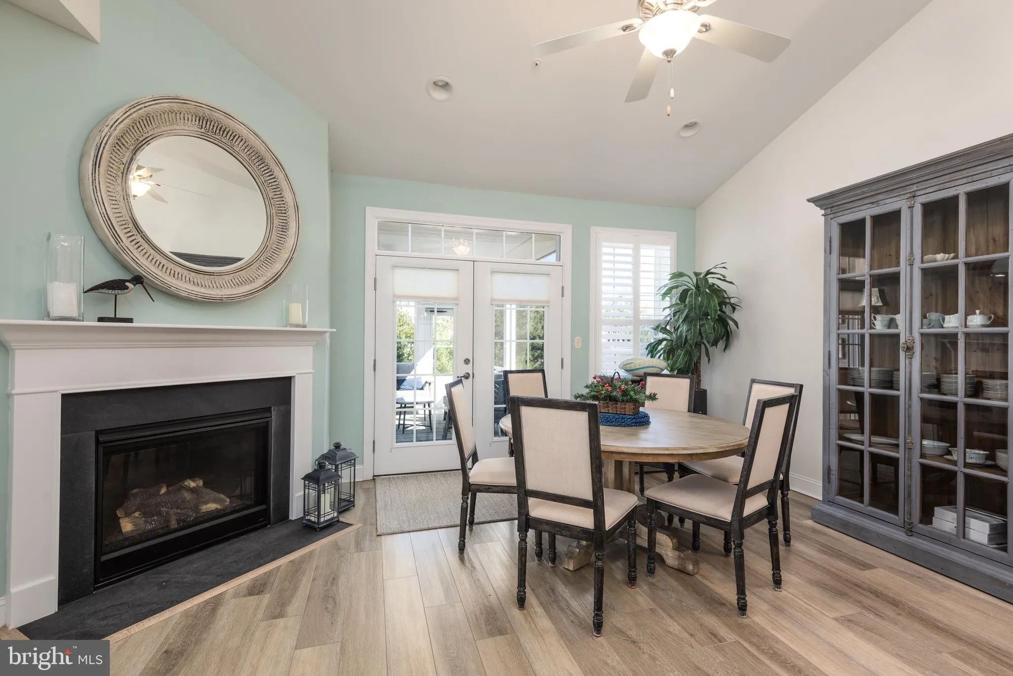 Property Slideshow image 14 of 42 | 858 moorings cir 11, Stevensville, MD, 21666