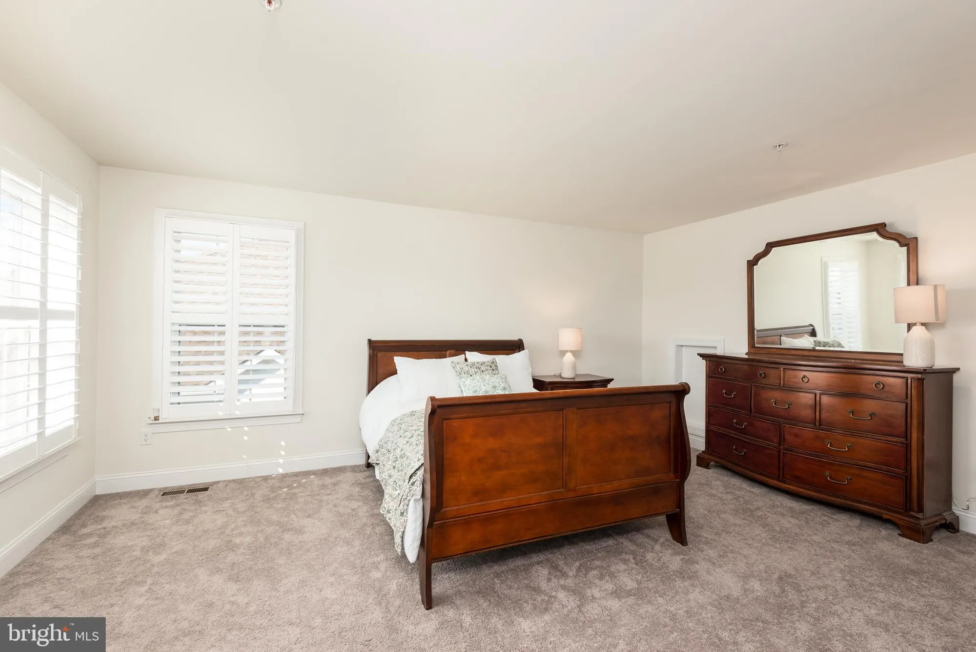 Property Slideshow image 26 of 42 | 858 moorings cir 11, Stevensville, MD, 21666