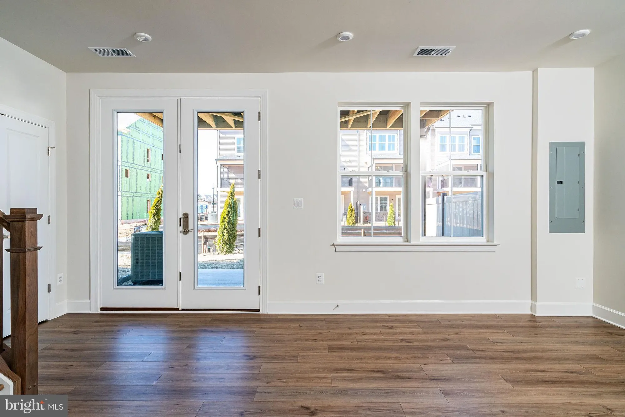 Property Slideshow image 10 of 15 | 43011 debonair ter, Ashburn, VA, 20148