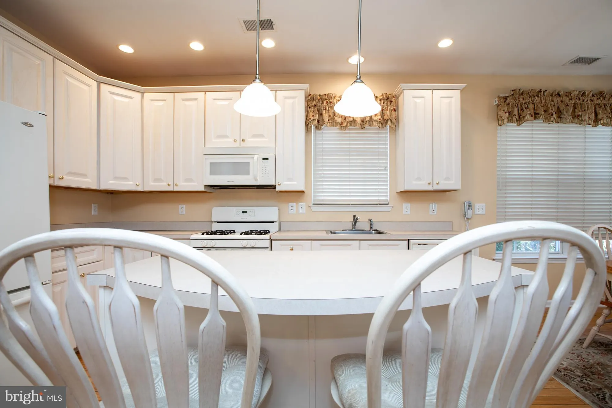 Property Slideshow image 13 of 32 | 83 huntington dr, Jackson, NJ, 08527