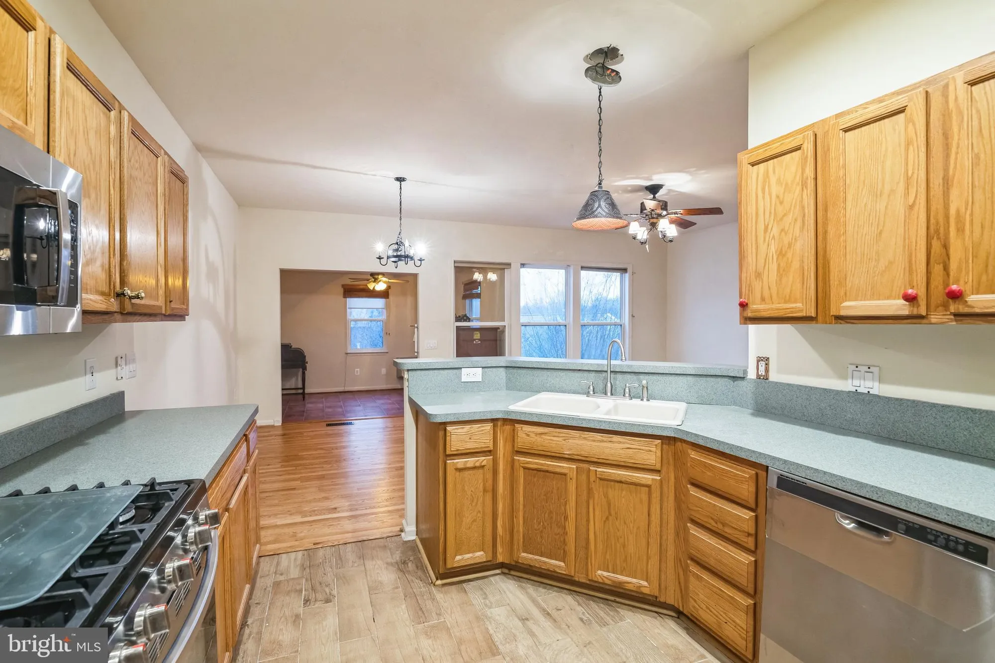 Property Slideshow image 8 of 28 | 21 buchanan ct, Fredericksburg, VA, 22406