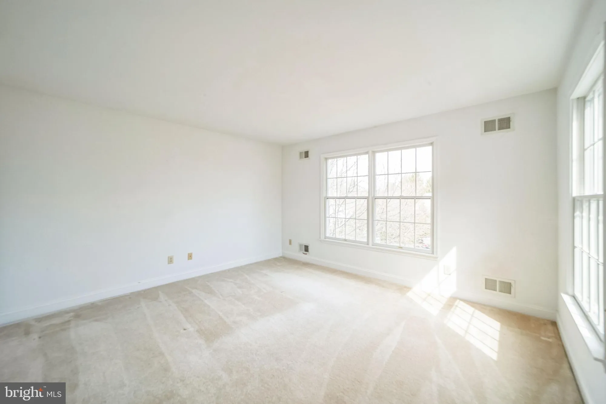 Property Slideshow image 23 of 24 | 45 hedge row rd, Princeton, NJ, 08540