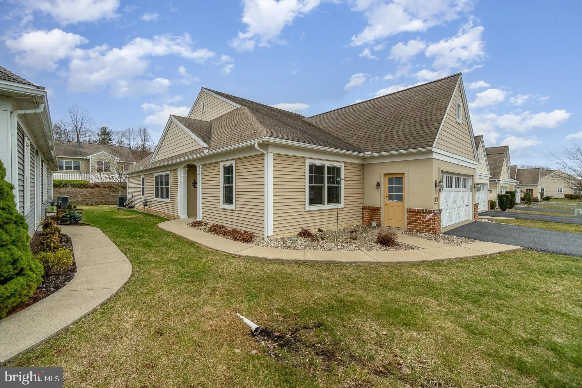 Property Slideshow image 3 of 29 | 1012 english dr, Lebanon, PA, 17042