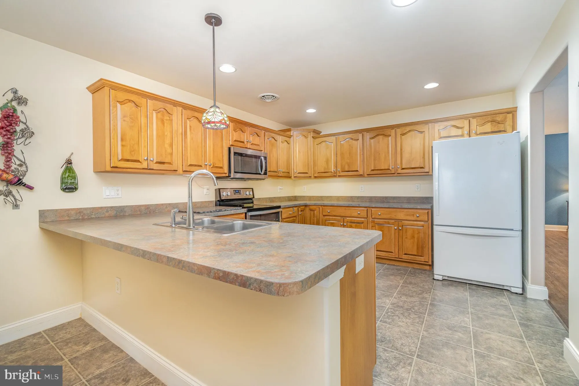 Property Slideshow image 21 of 29 | 1012 english dr, Lebanon, PA, 17042