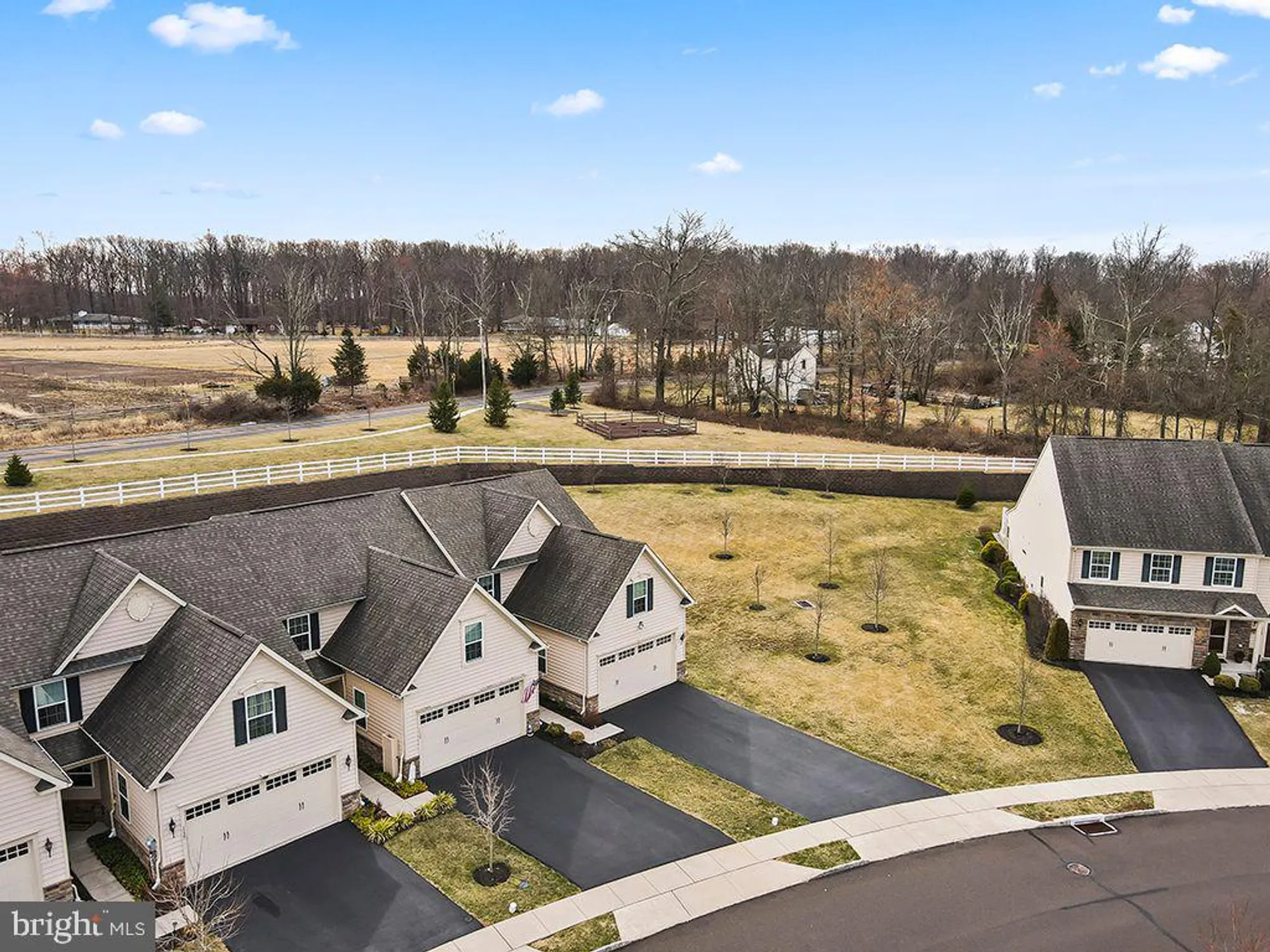 Property Slideshow image 5 of 42 | 1123 arbour ln, Quakertown, PA, 18951