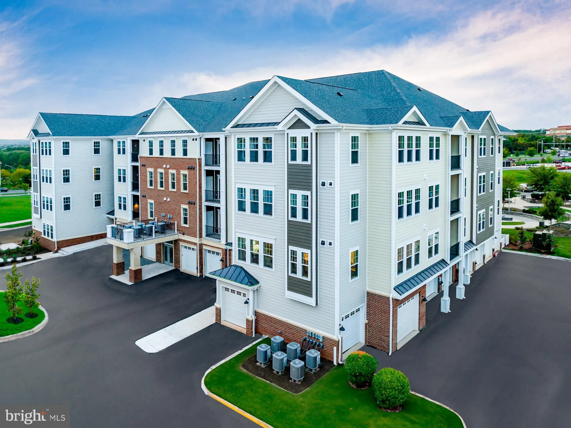 Property Slideshow image 28 of 34 | 700 mount airy ter ne unit 403, Leesburg, VA, 20176