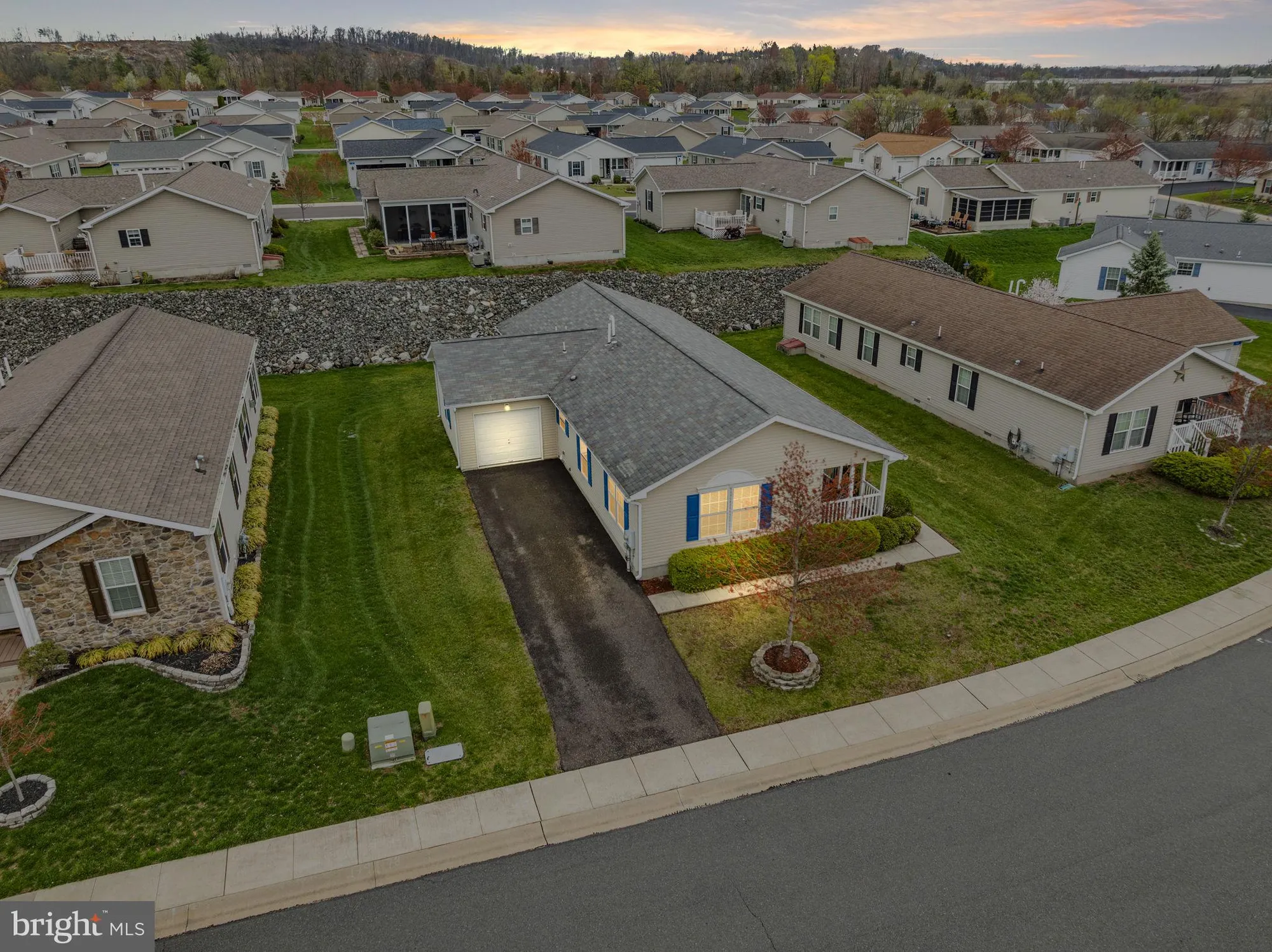 Property Slideshow image 8 of 42 | 86 westin rd, Douglassville, PA, 19518