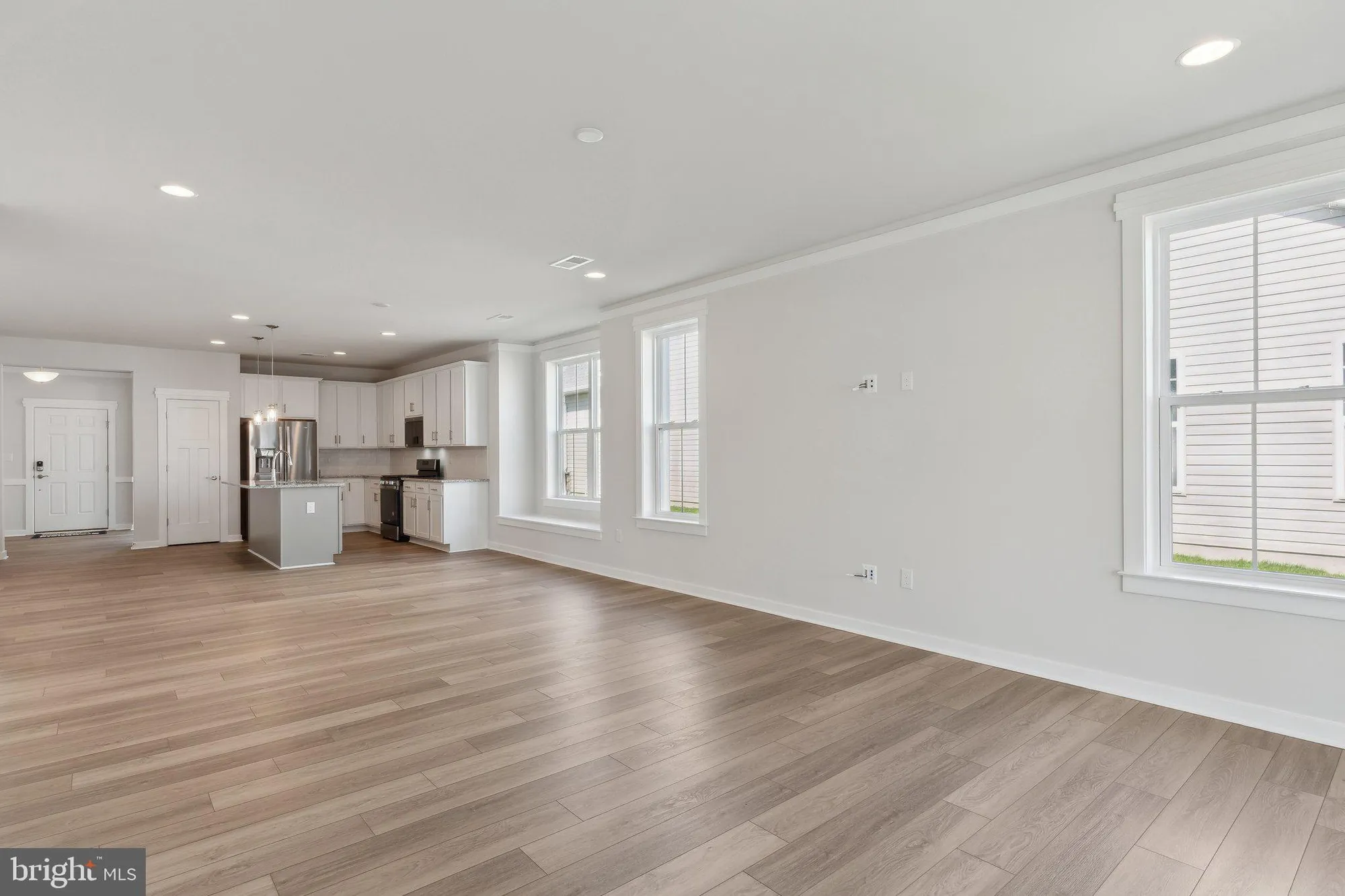 Property Slideshow image 7 of 35 | 318 heritage shores cir, Bridgeville, DE, 19933