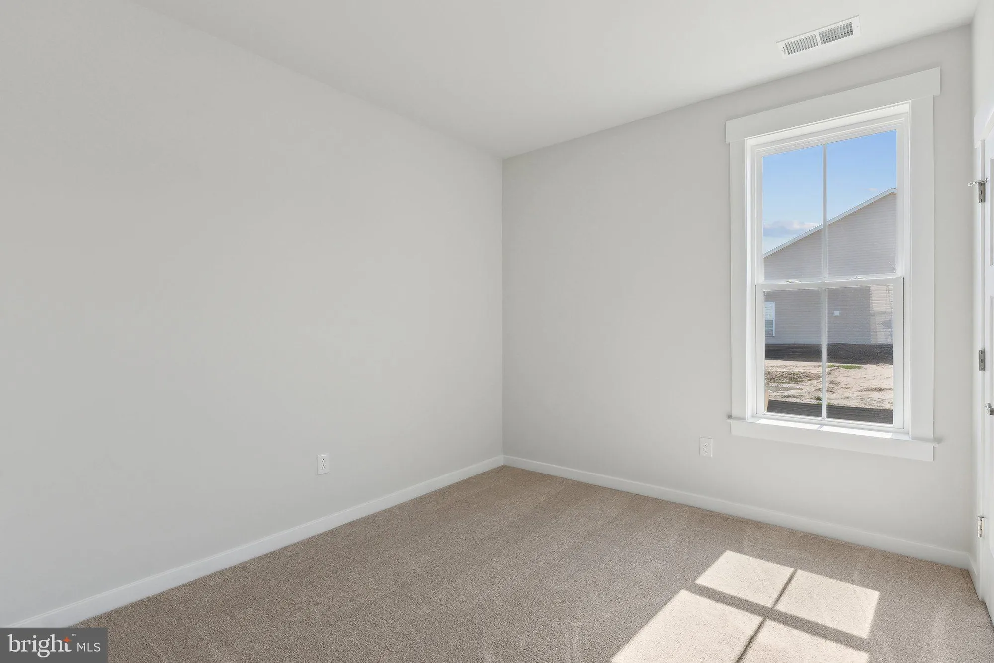 Property Slideshow image 14 of 35 | 318 heritage shores cir, Bridgeville, DE, 19933